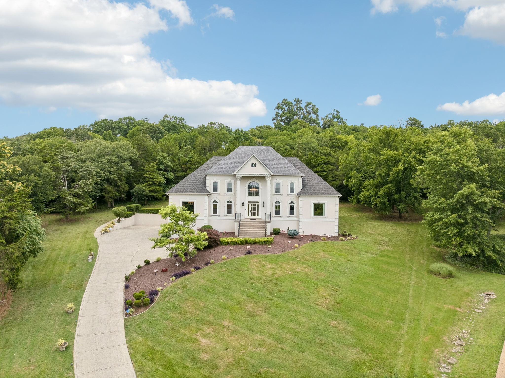 703 Ben Nevis Ct