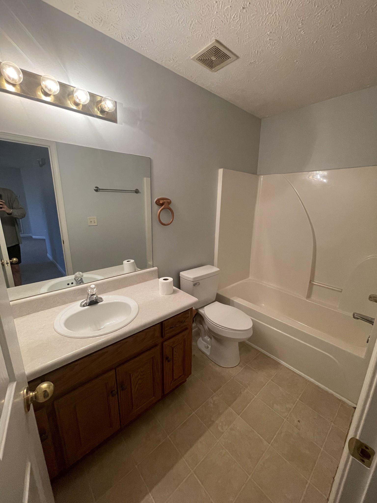 7017 Westfork Dr Property Photo 6