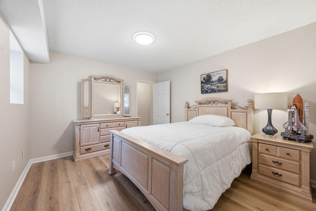 7 Windsor Lane Property Photo 43