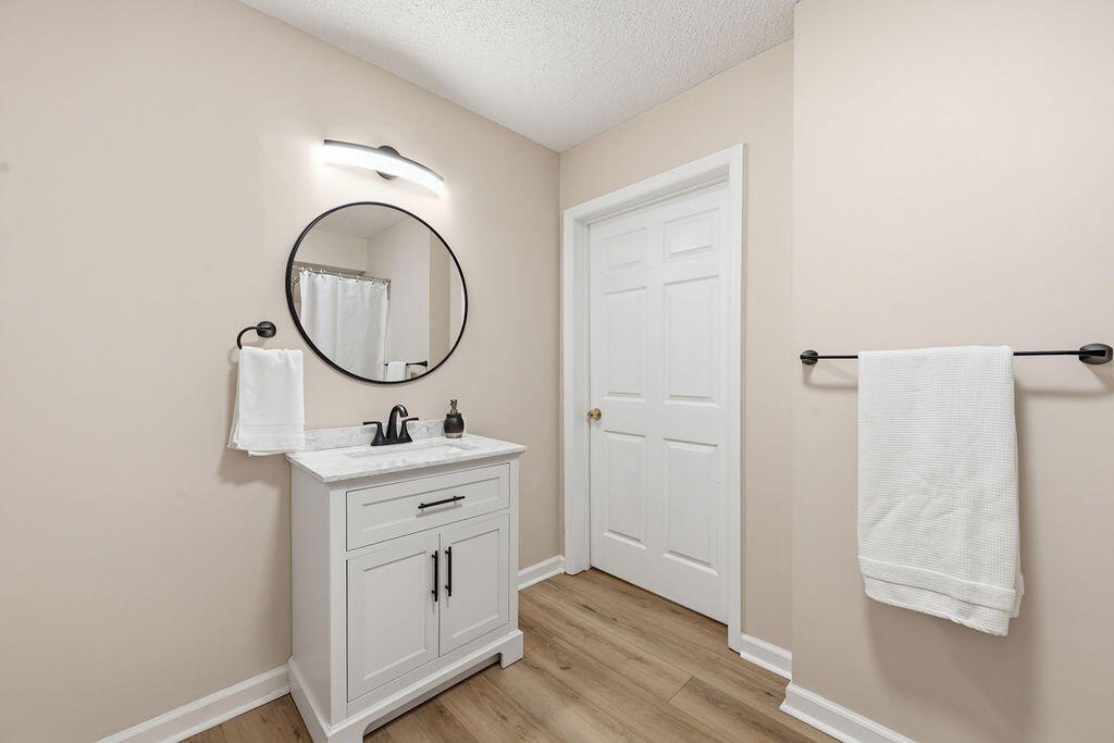 7 Windsor Lane Property Photo 45