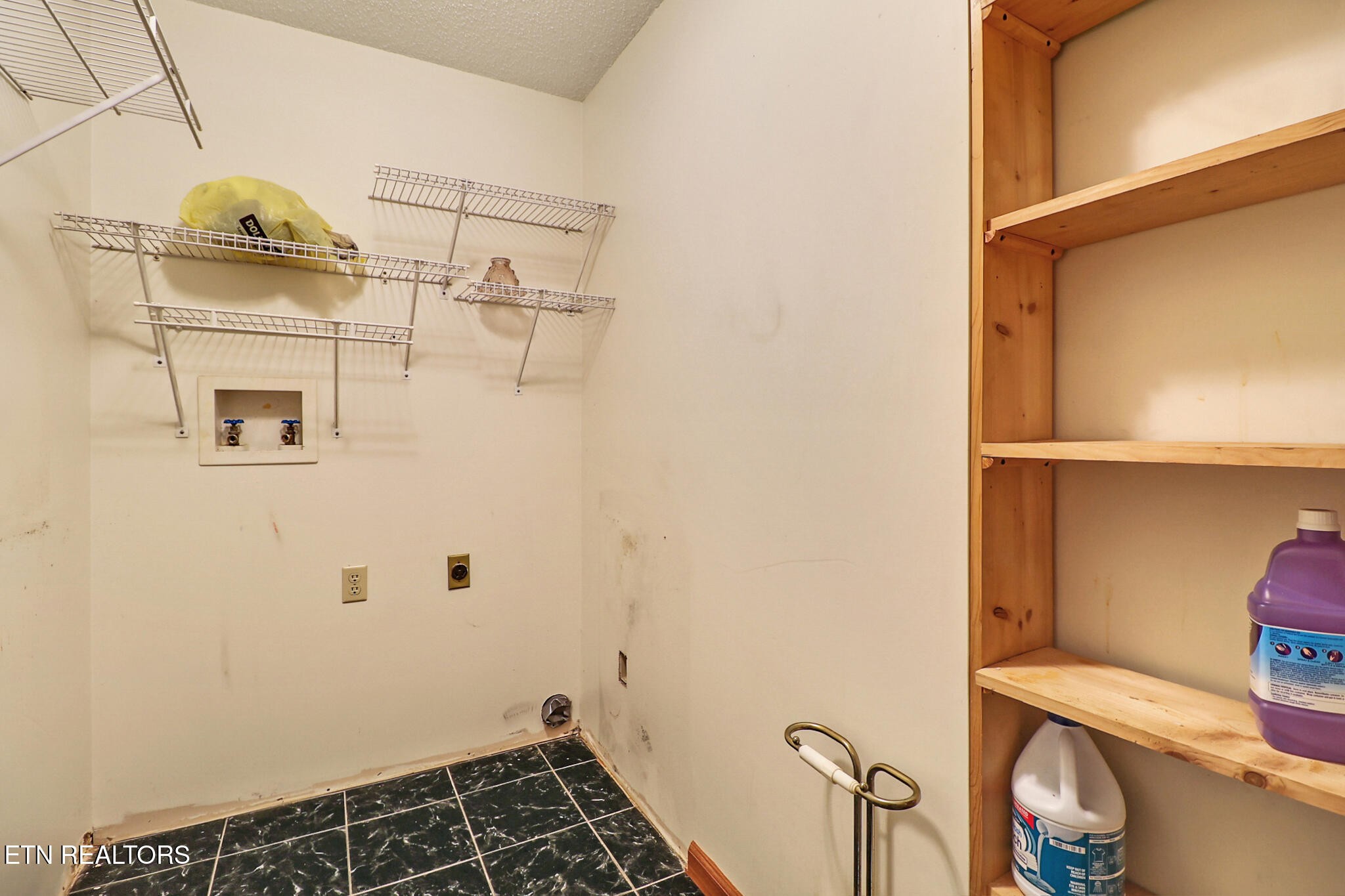 395 Ashley Lane Property Photo 25