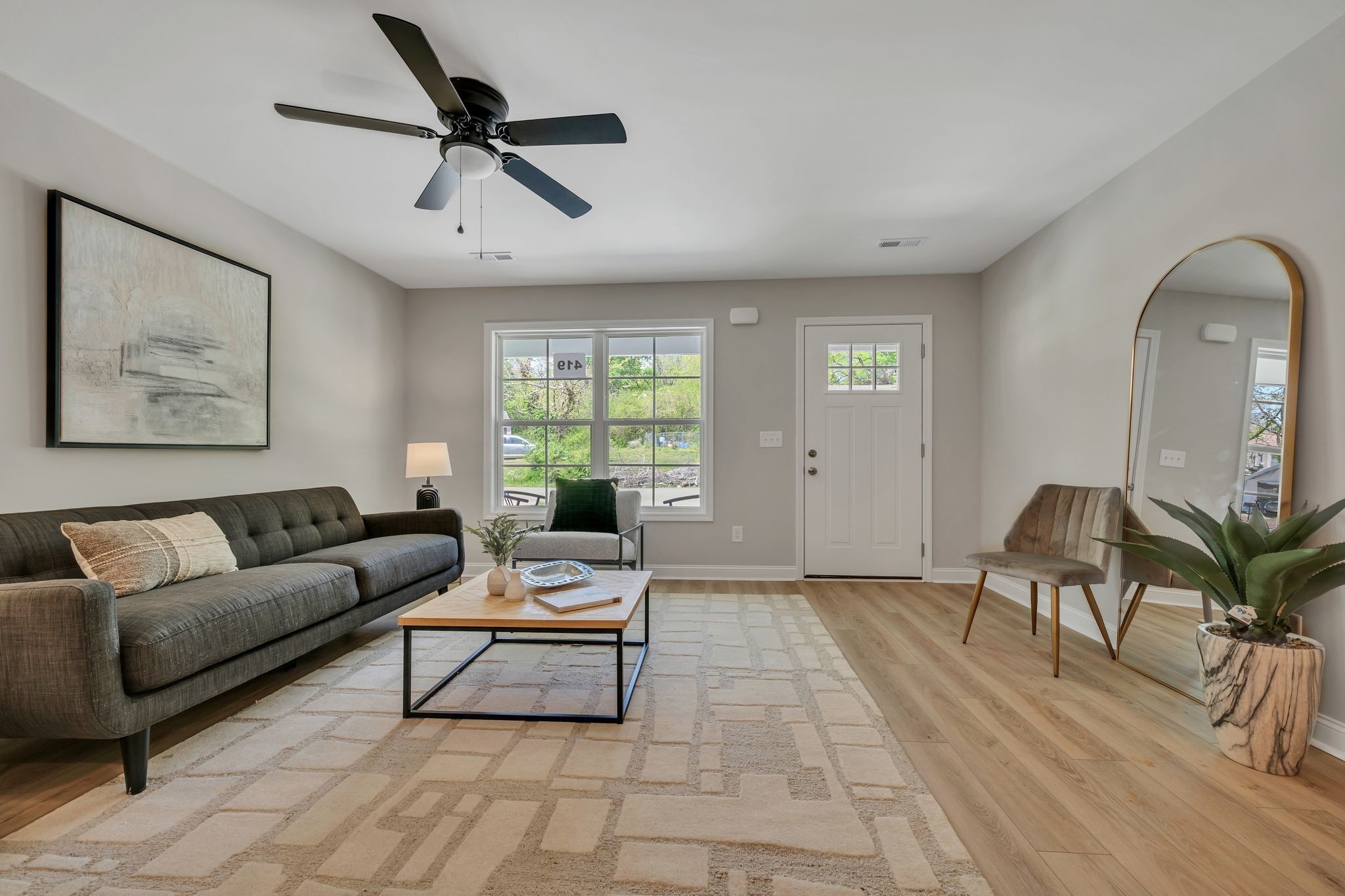 419 Via Drive Property Photo 5