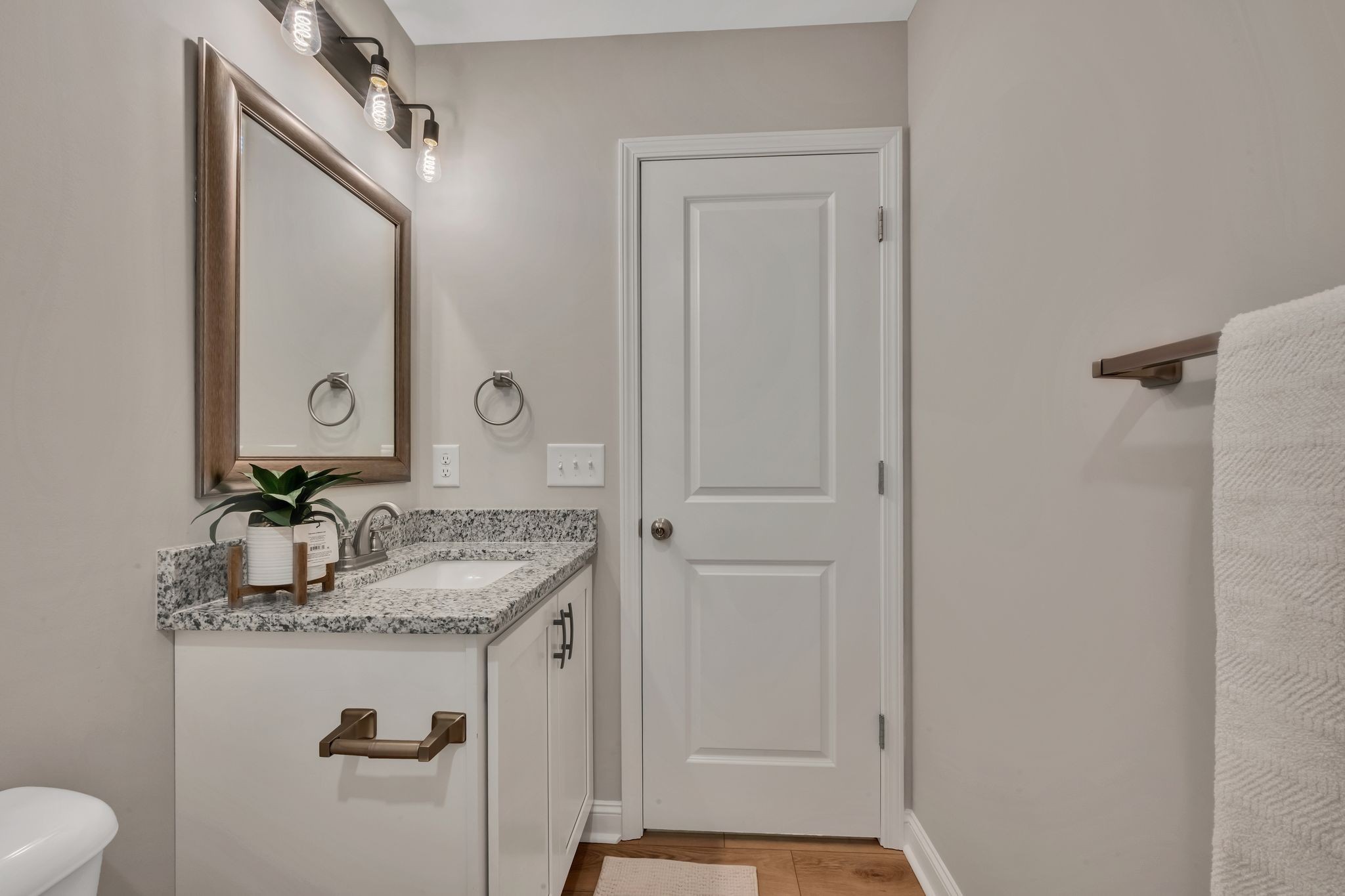 419 Via Drive Property Photo 15