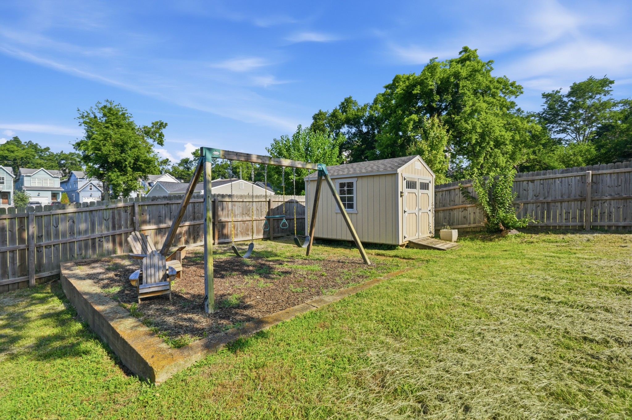 1610 Riverside Dr Property Photo 21