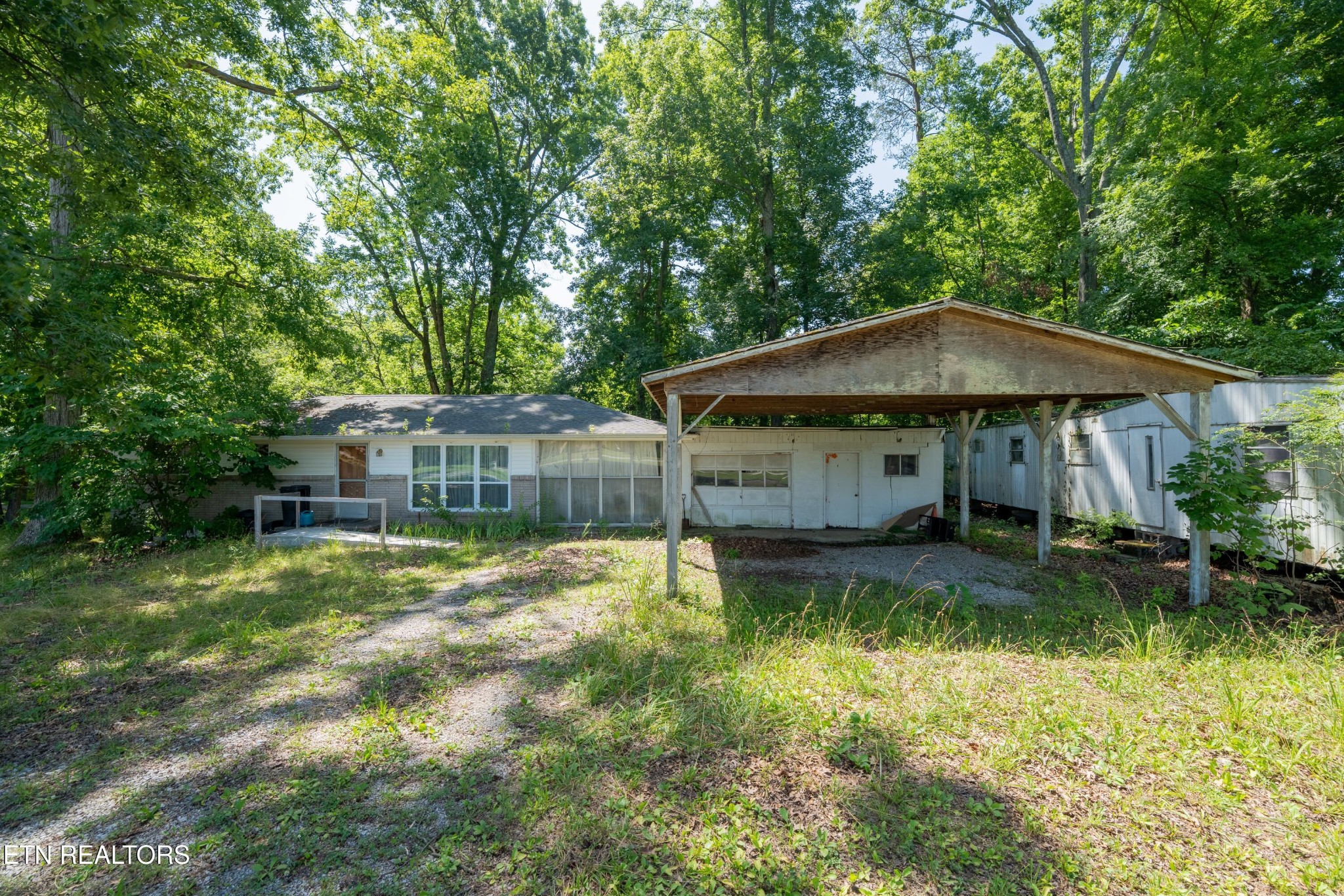 203 Ridge Trail Rd Property Photo 1