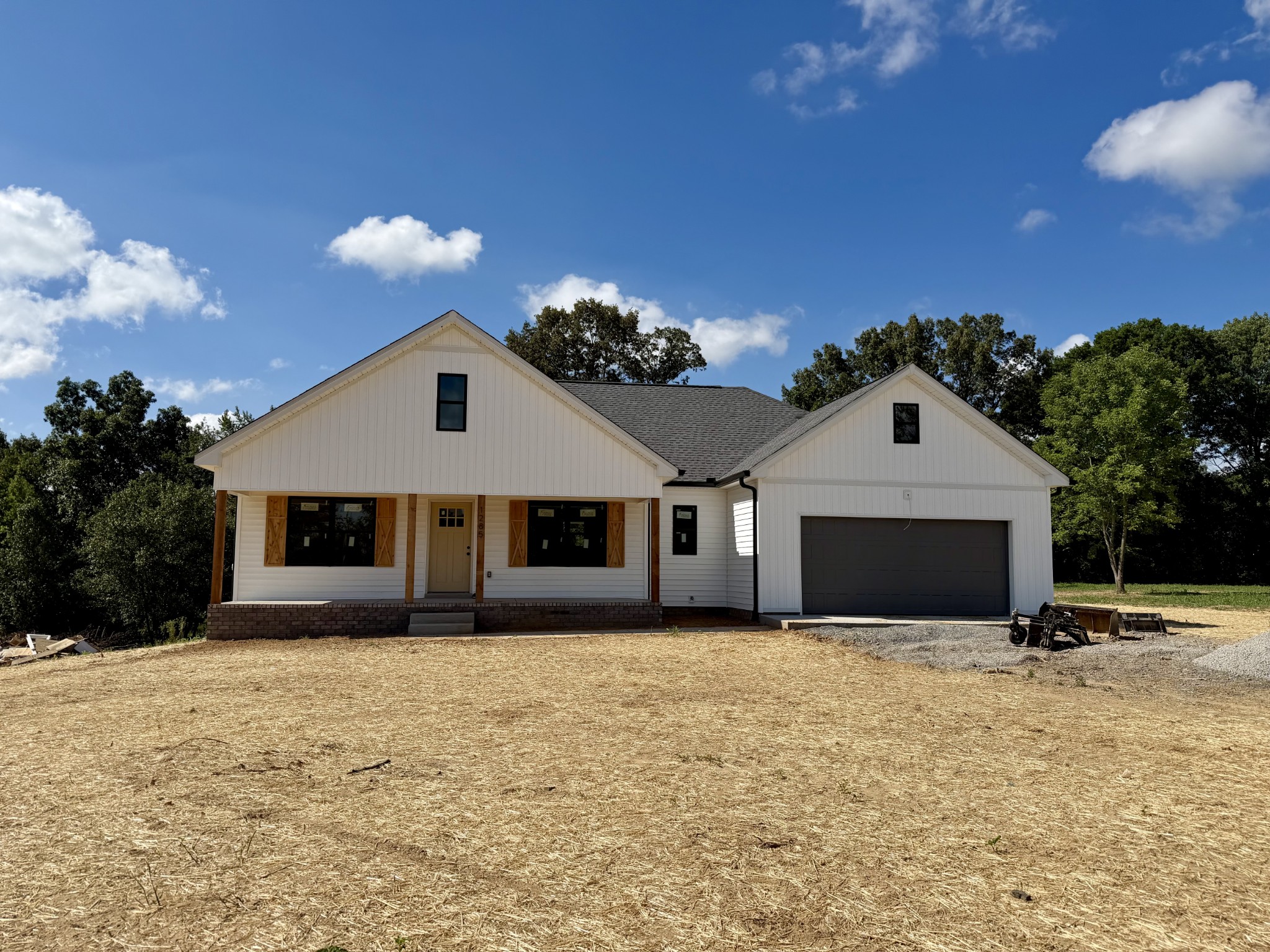 1285 Vickie Ln Property Photo 1