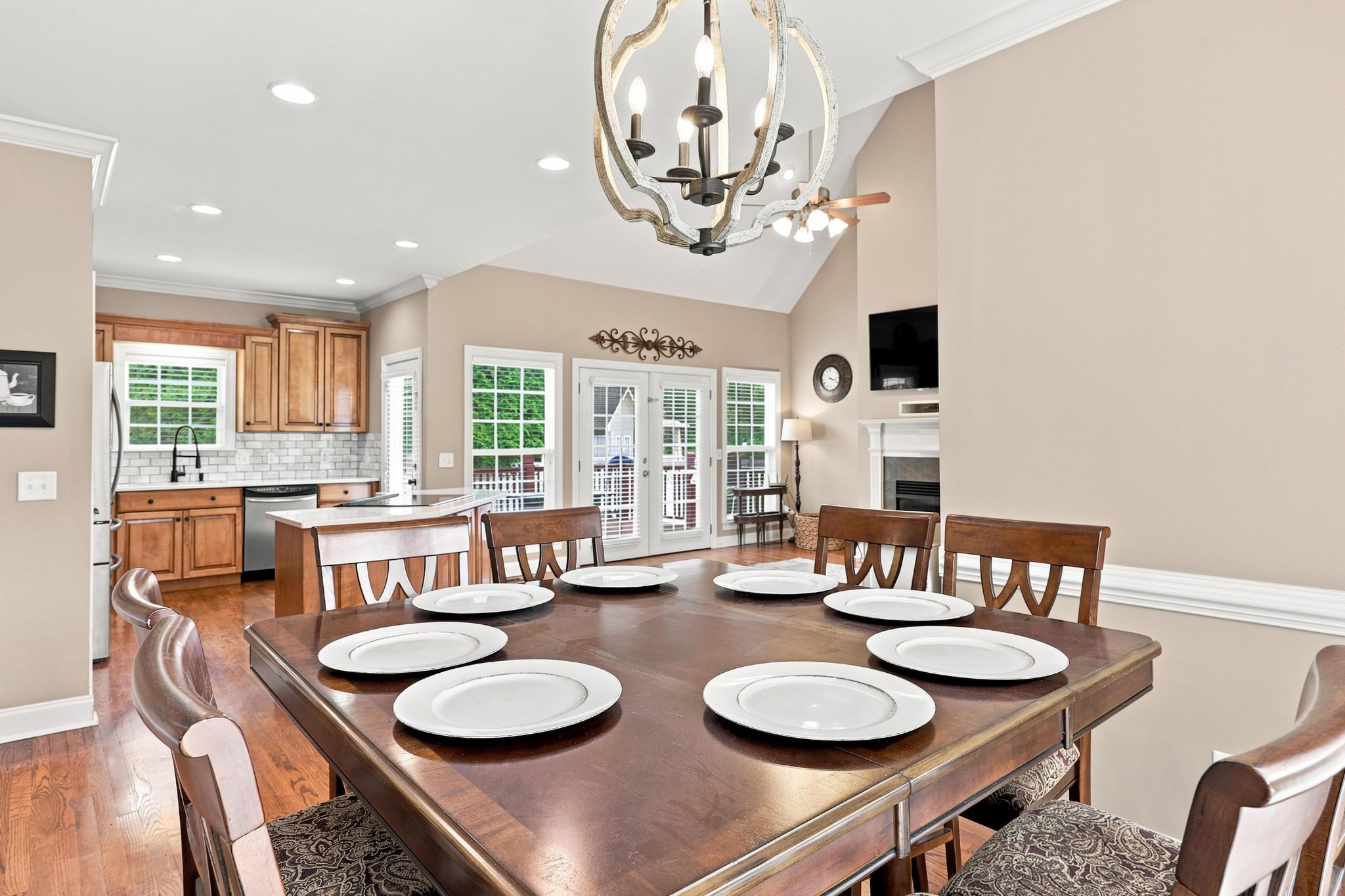 5266 Mouse Creek Road, Nw Property Photo 9