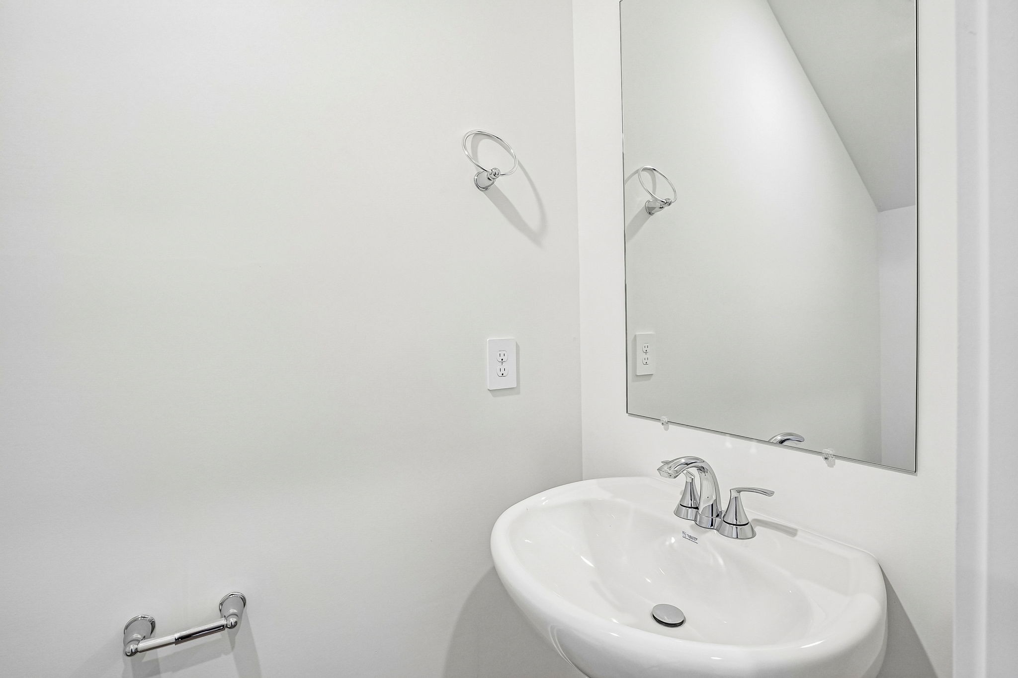 2107 Craven Pl Property Photo 15