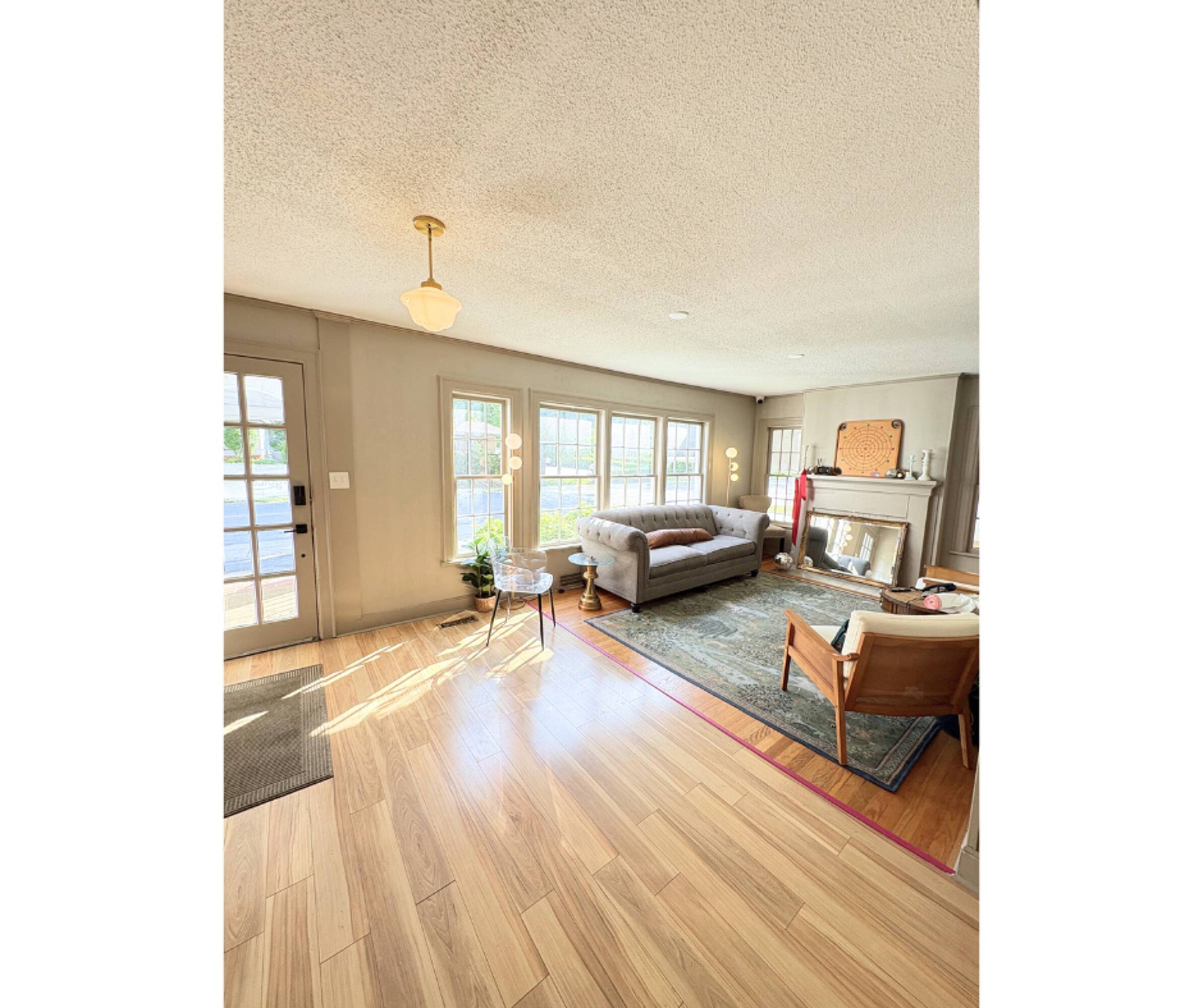 355 1st St, Nw Property Photo 2