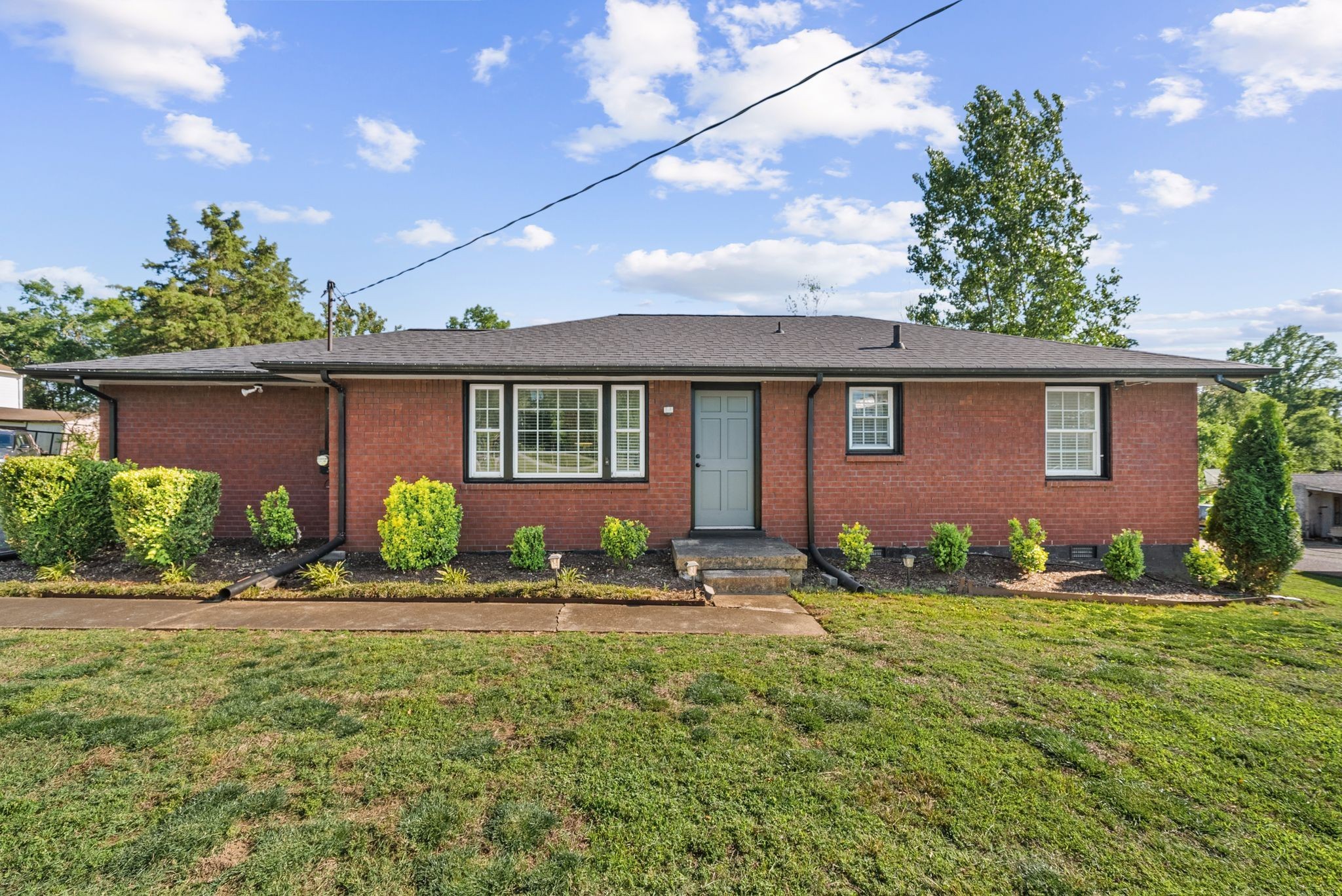 608 Vinson Dr Property Photo 1
