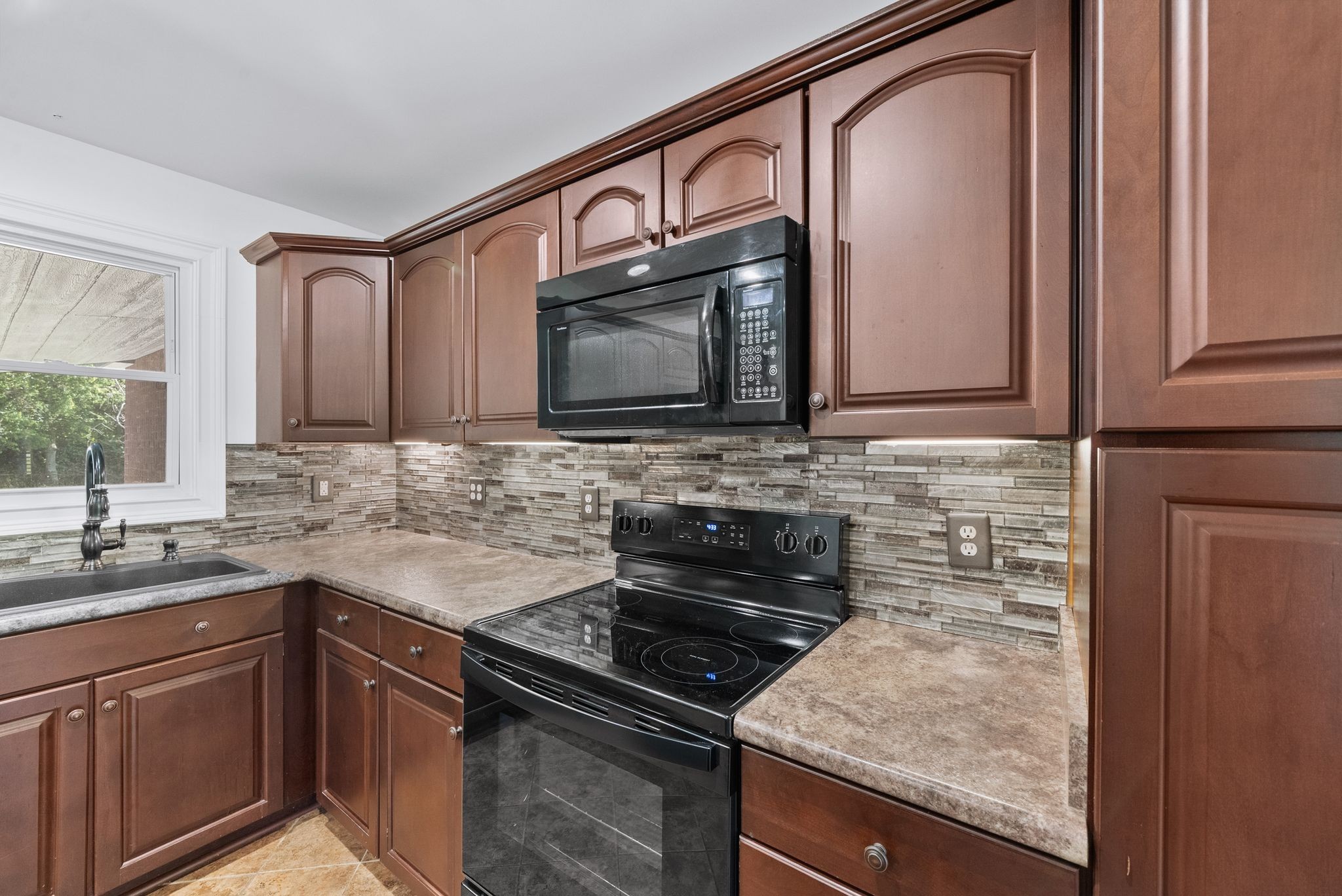 608 Vinson Dr Property Photo 13