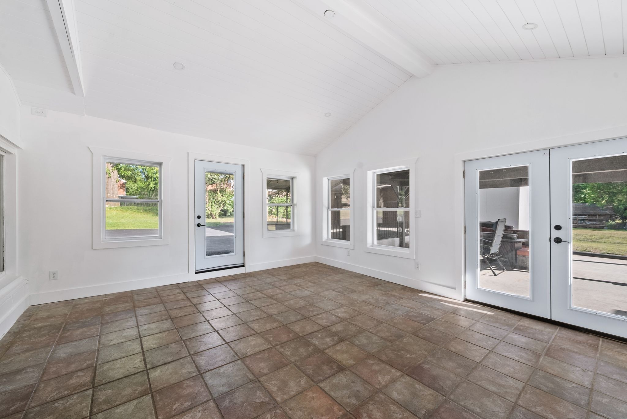 608 Vinson Dr Property Photo 39