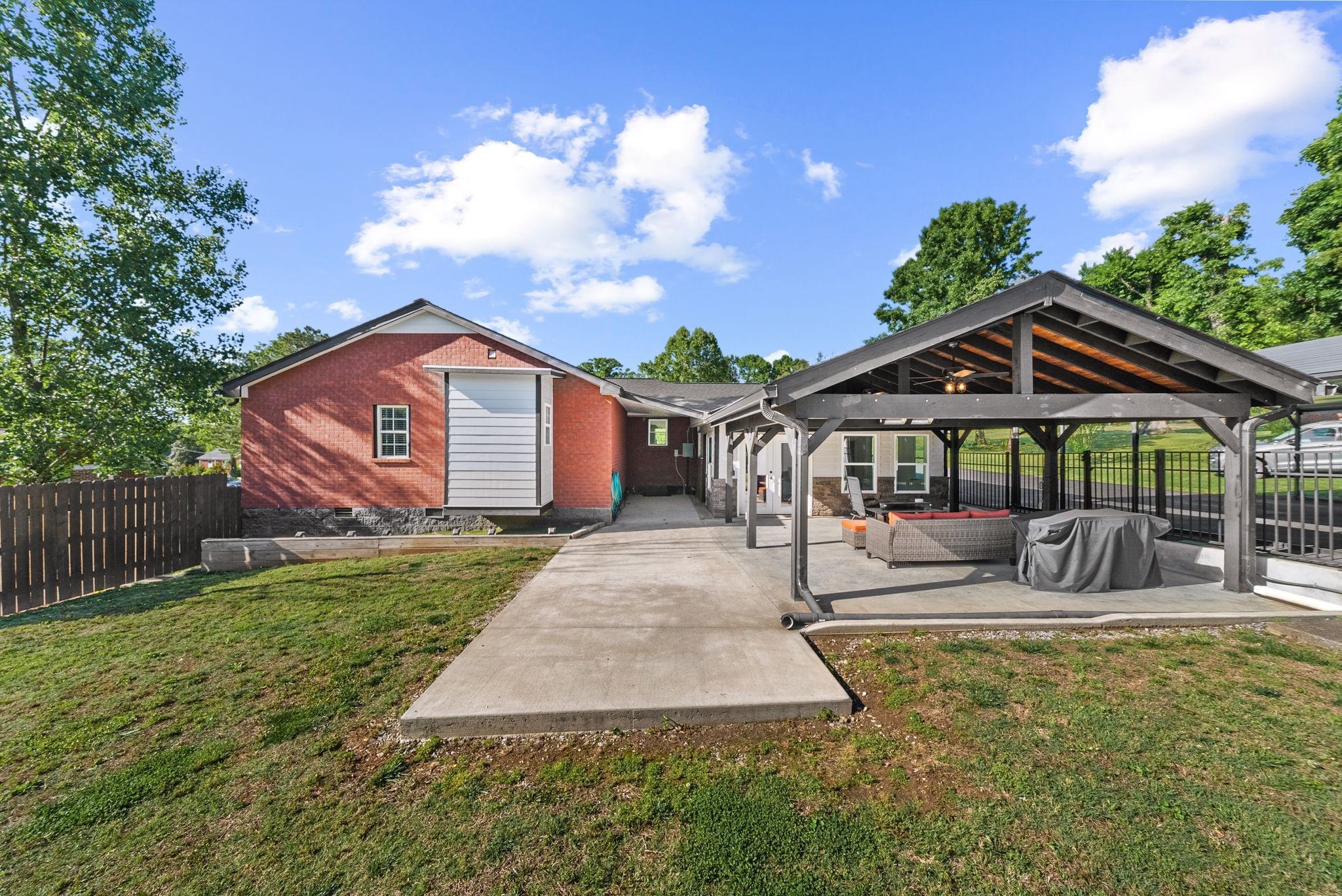 608 Vinson Dr Property Photo 45