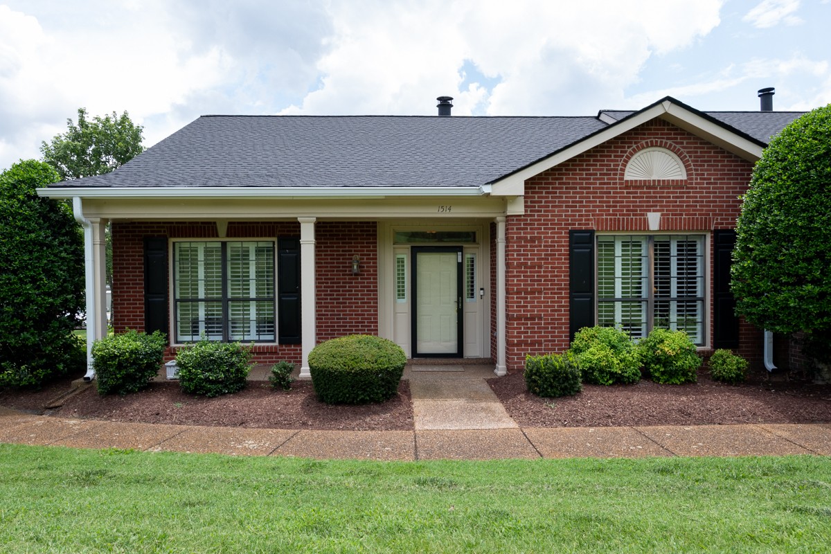 1514 Brentwood Pointe Property Photo 1