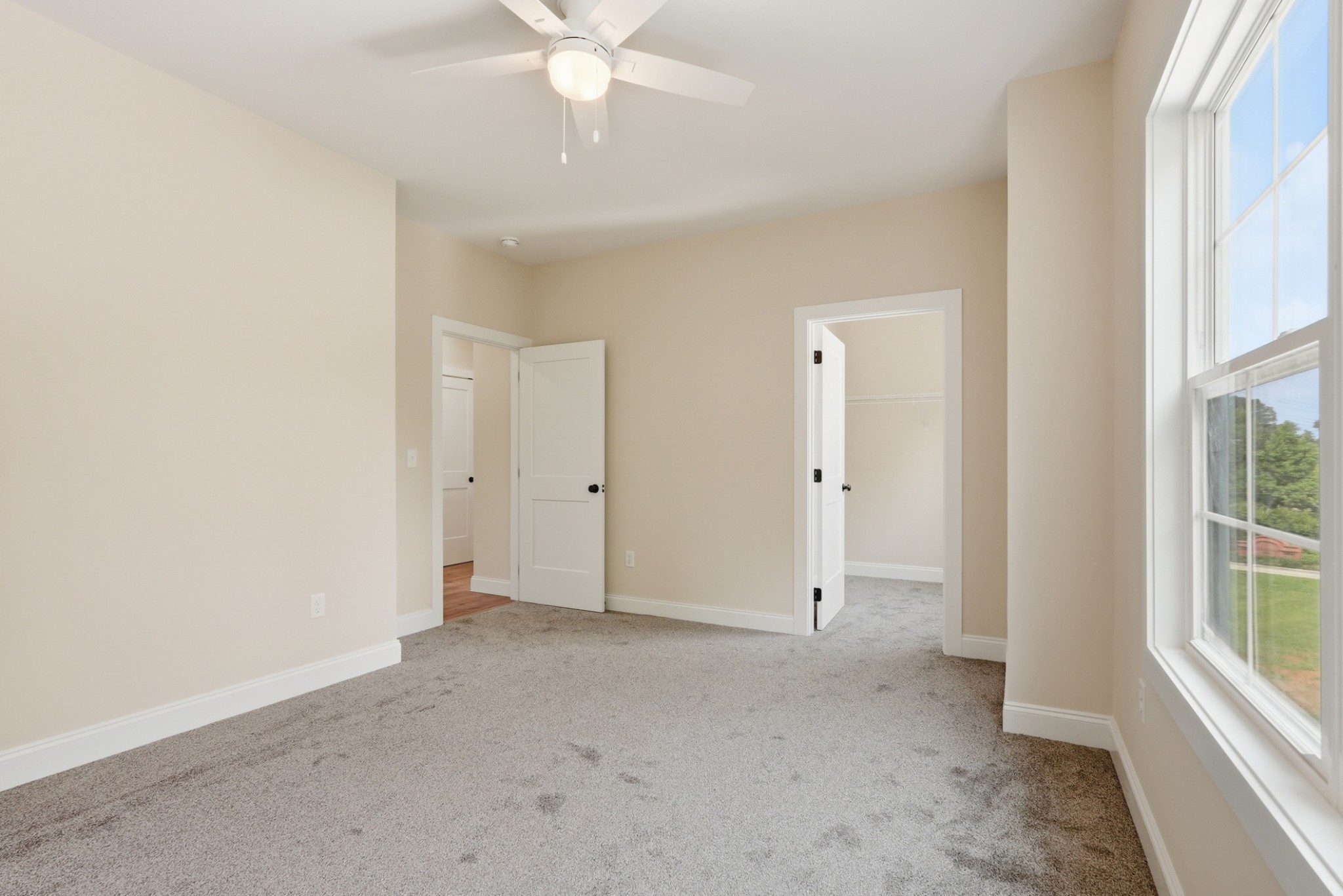 1205 Buckingham Place Property Photo 16