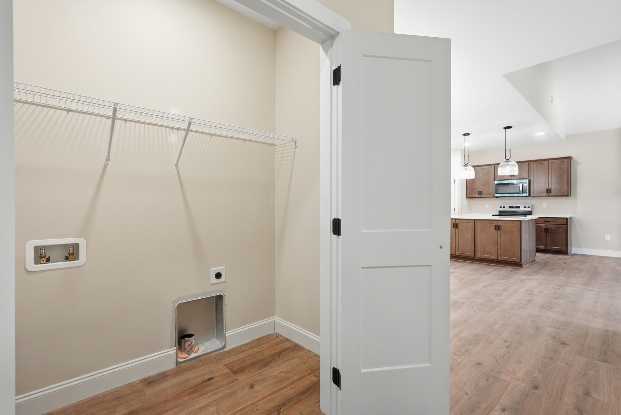 1205 Buckingham Place Property Photo 19