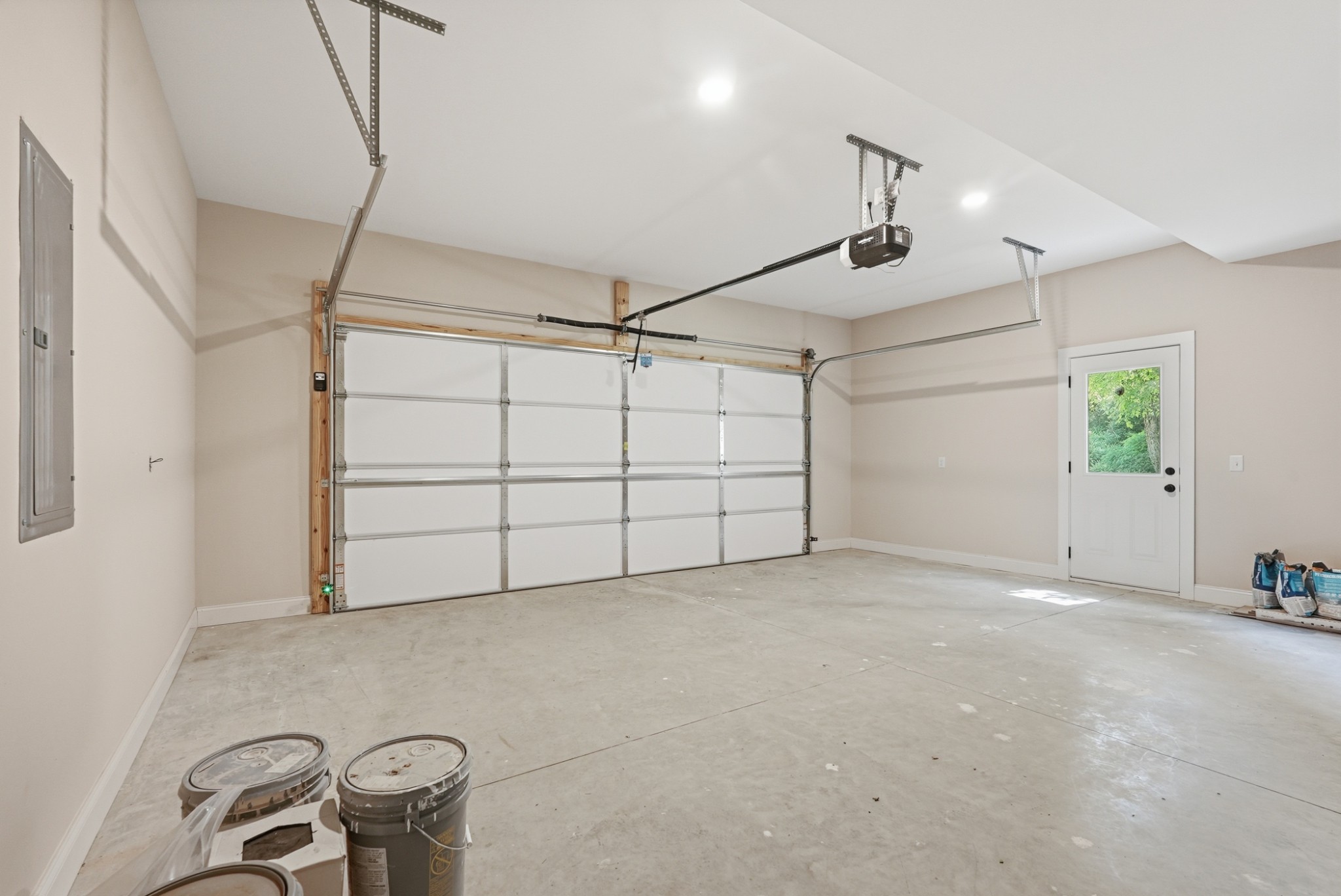 1205 Buckingham Place Property Photo 31