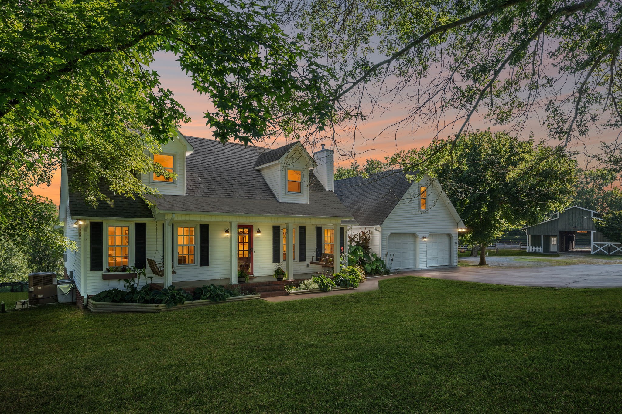 3188 Hampshire Pike Property Photo 1