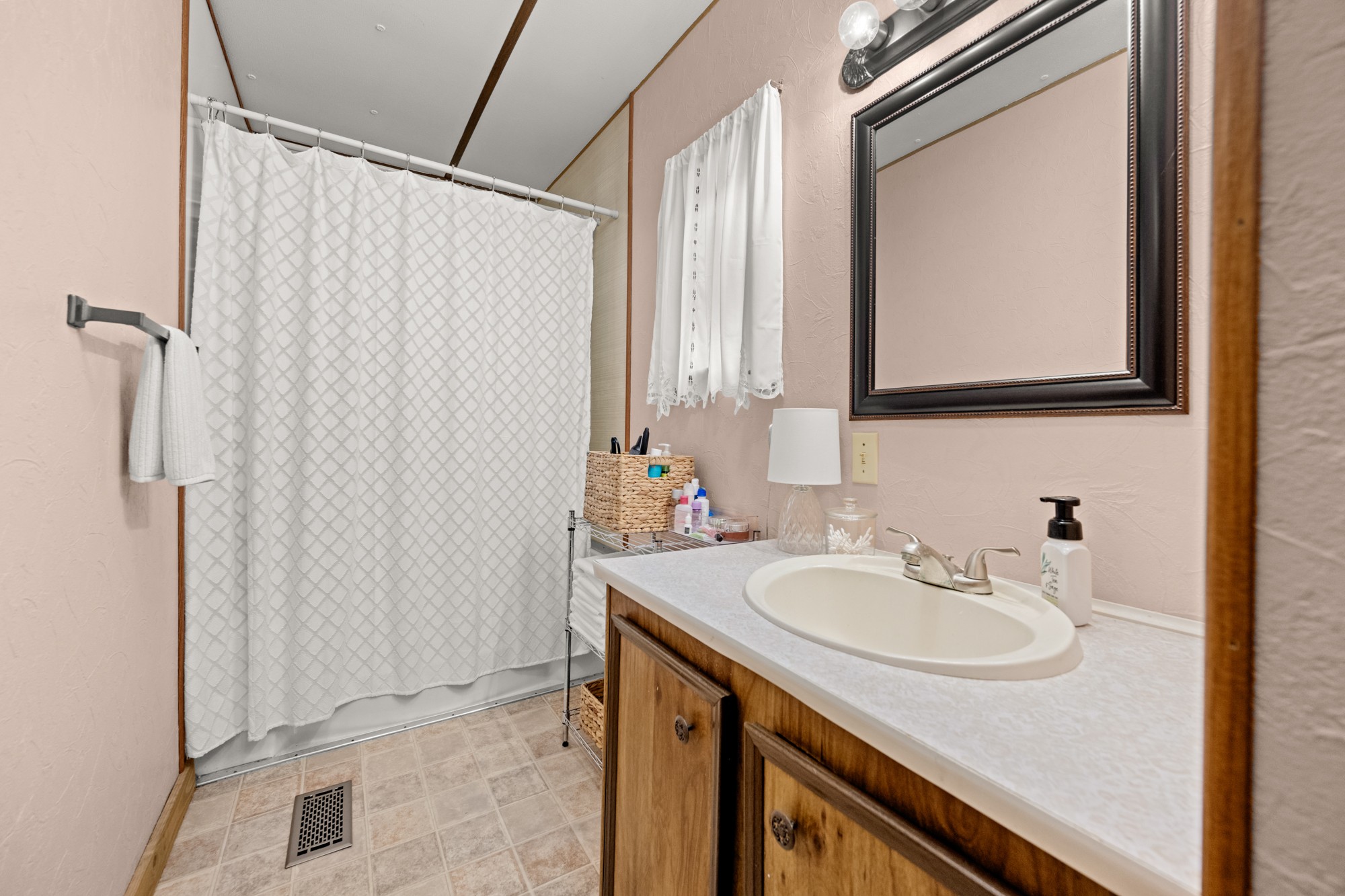 225 Pineview Dr Property Photo 29