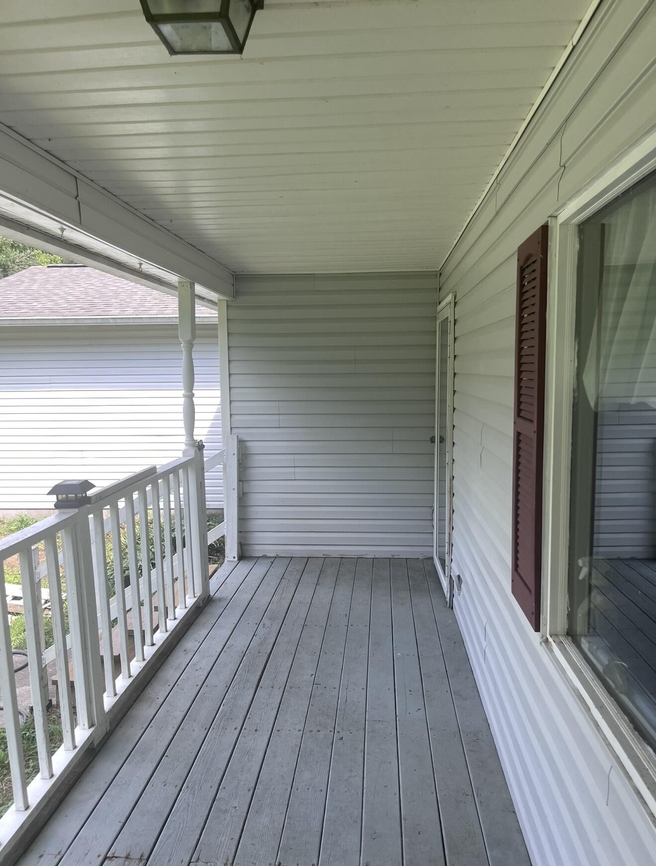 245 N Airport Circle, Nw Property Photo 3