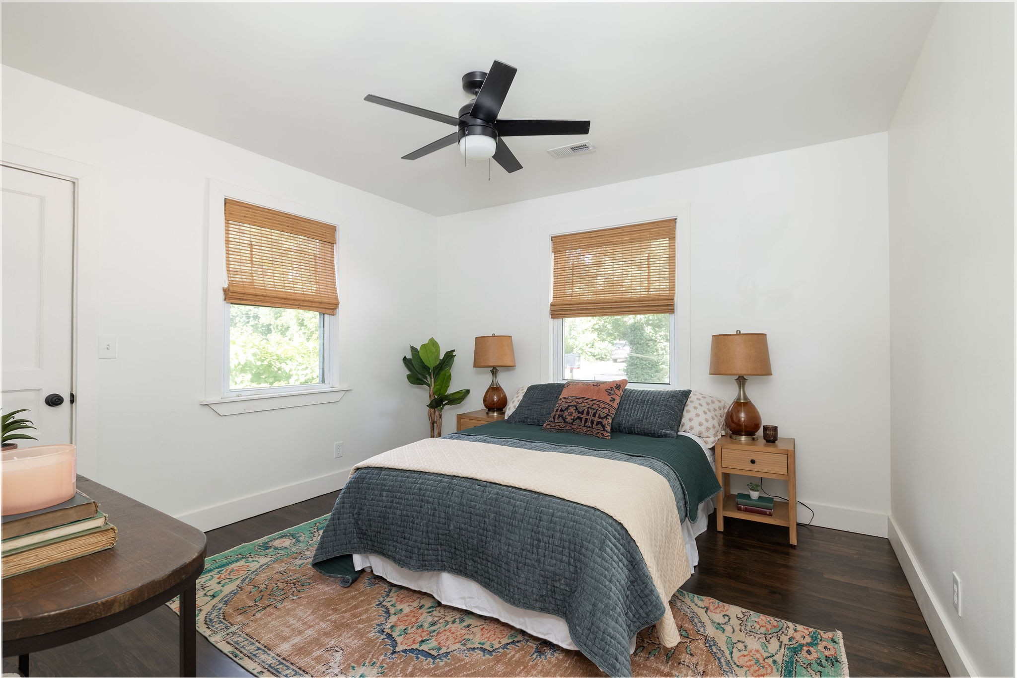 1104 Matthews Pl Property Photo 14