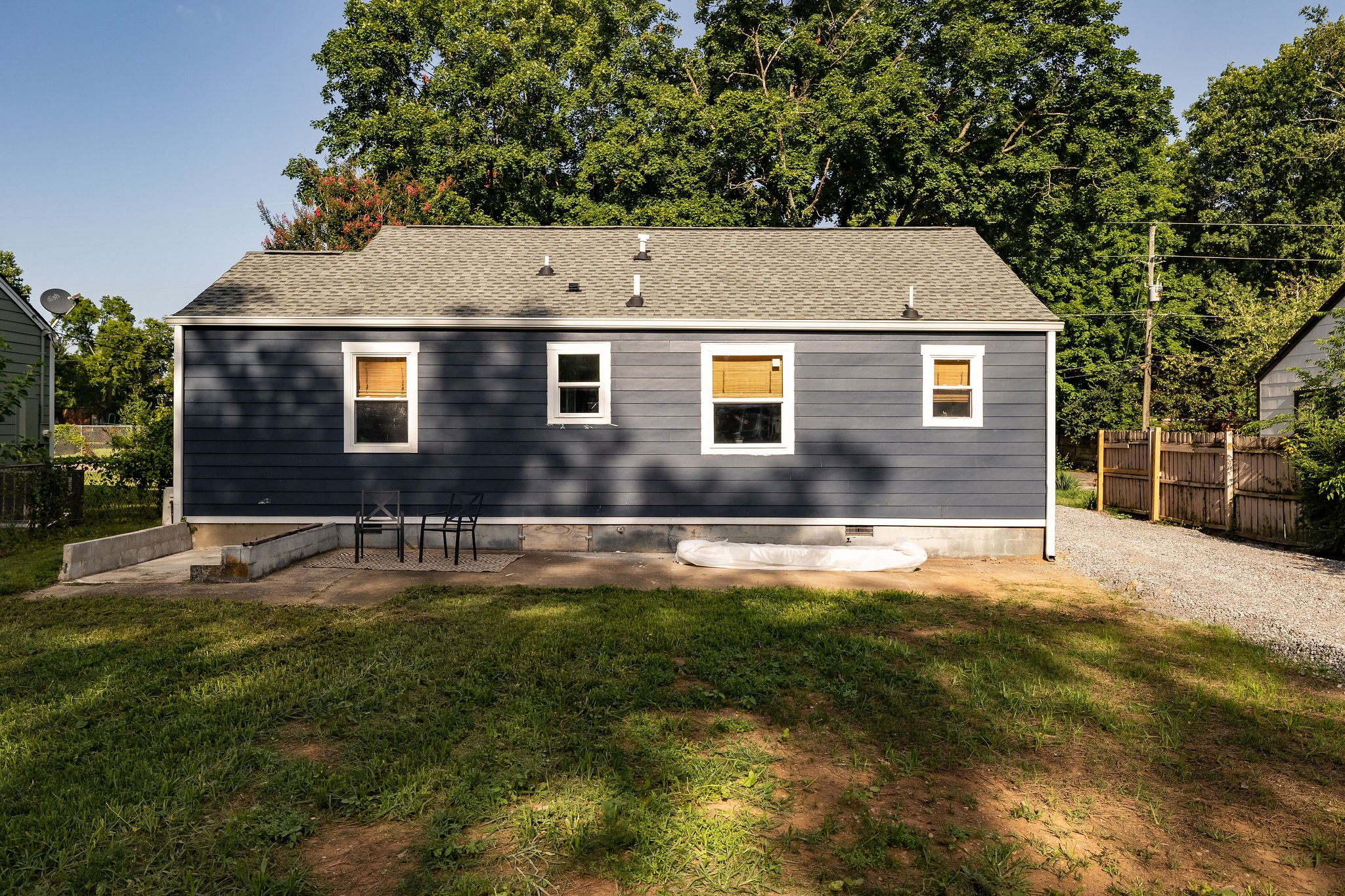 1104 Matthews Pl Property Photo 23