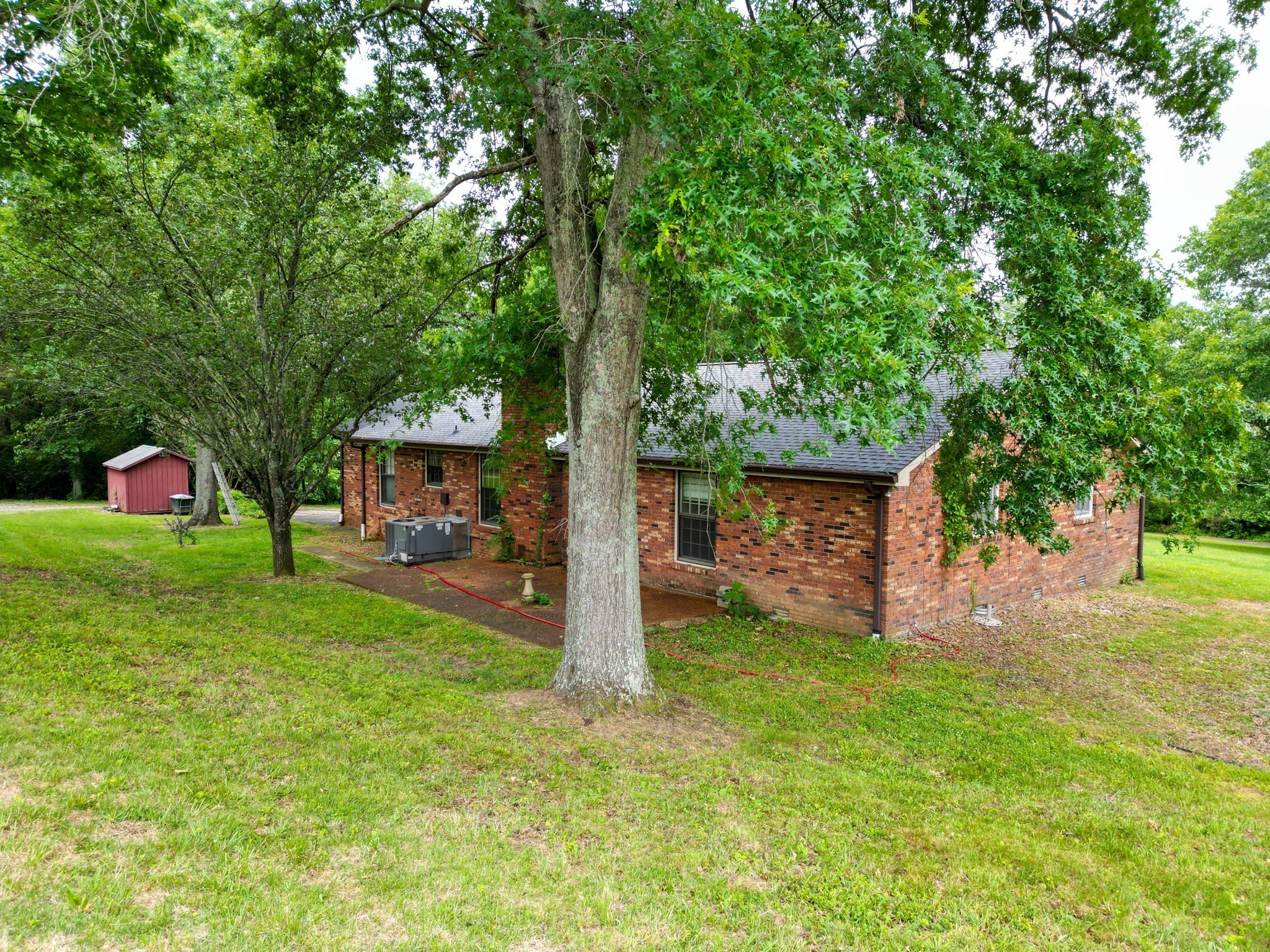1094b Center Point Rd Property Photo 21