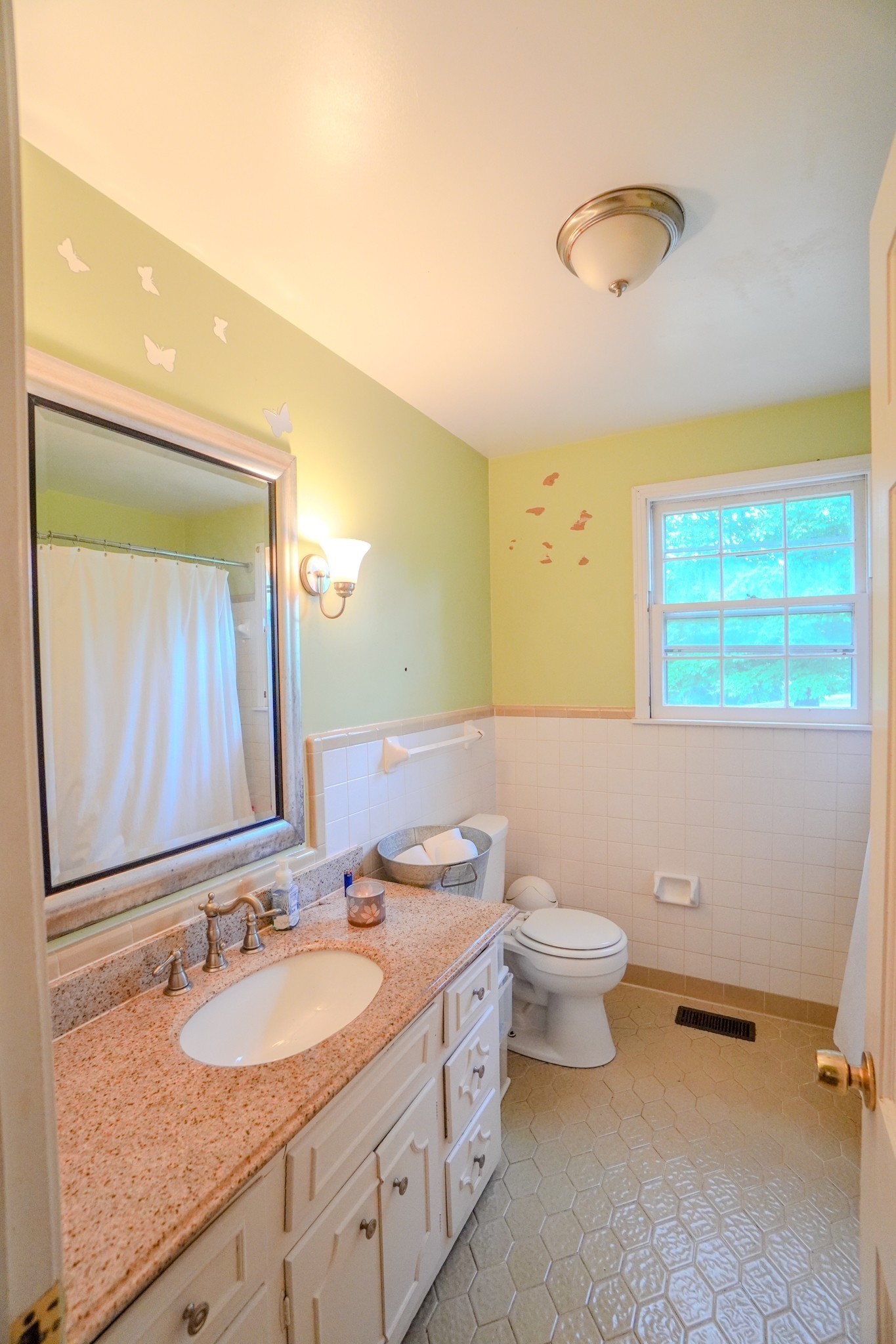 1094b Center Point Rd Property Photo 53