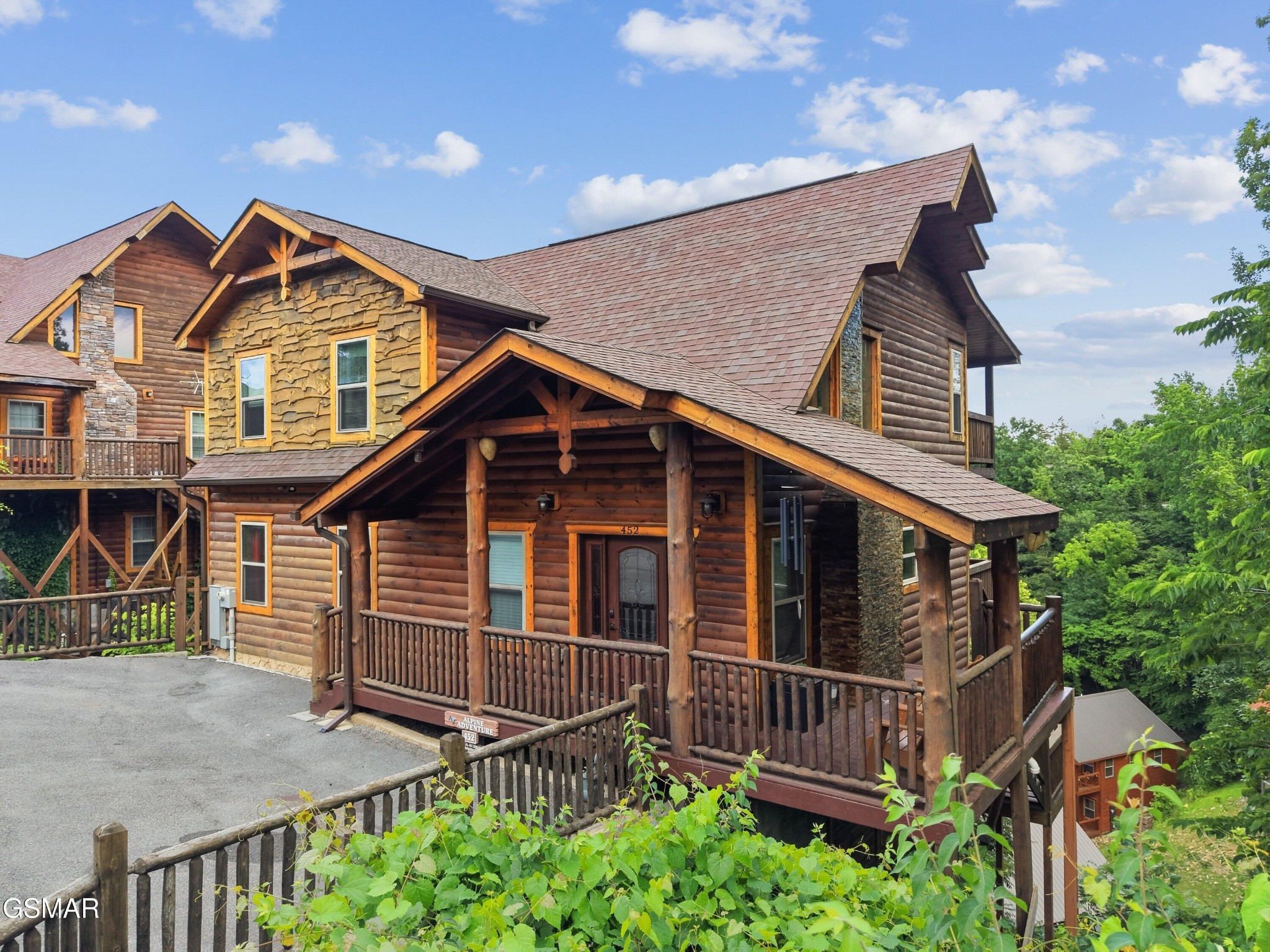 452 Alpine Mountain Way Property Photo 3