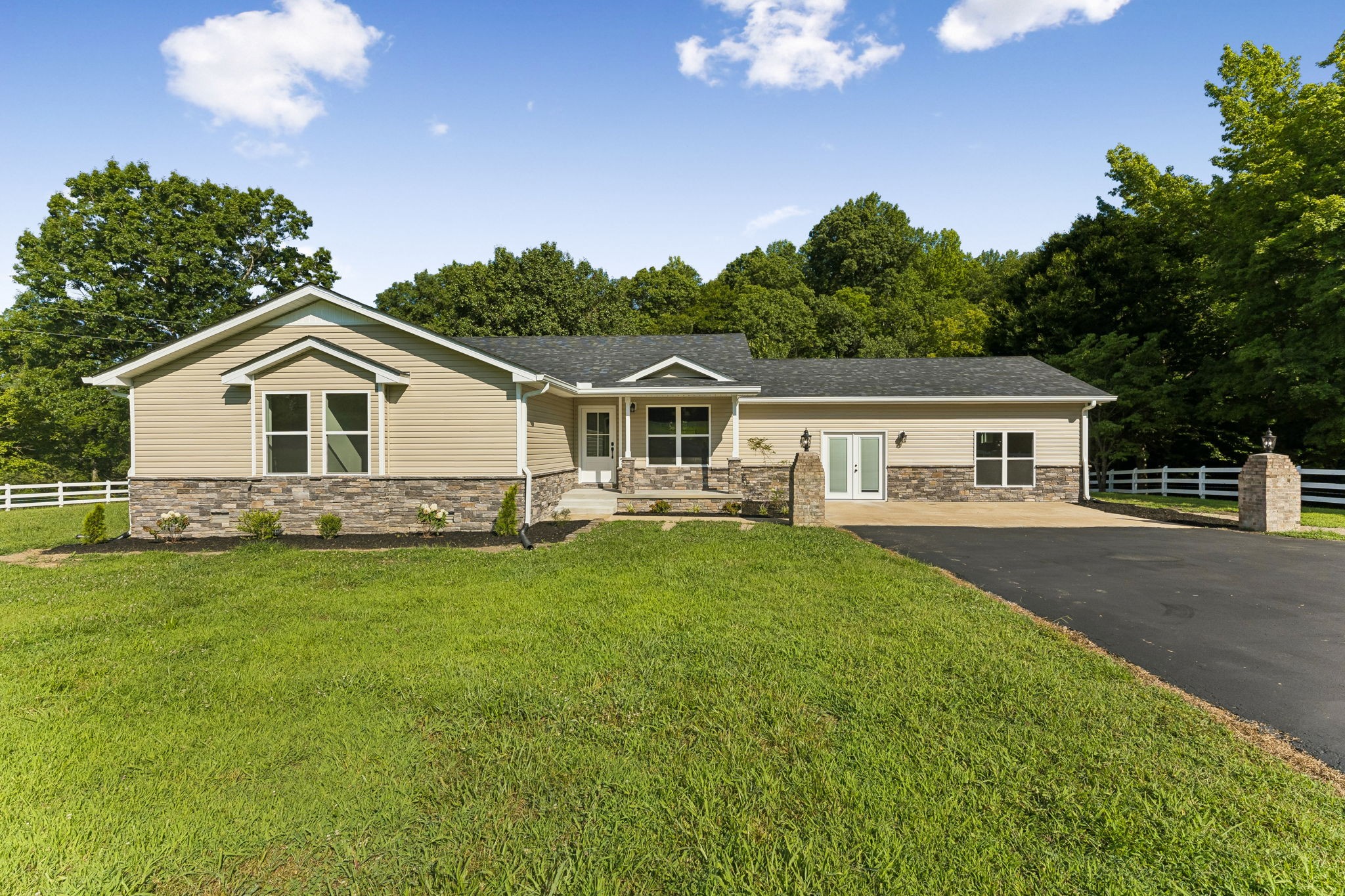 1513 Centerville Hwy