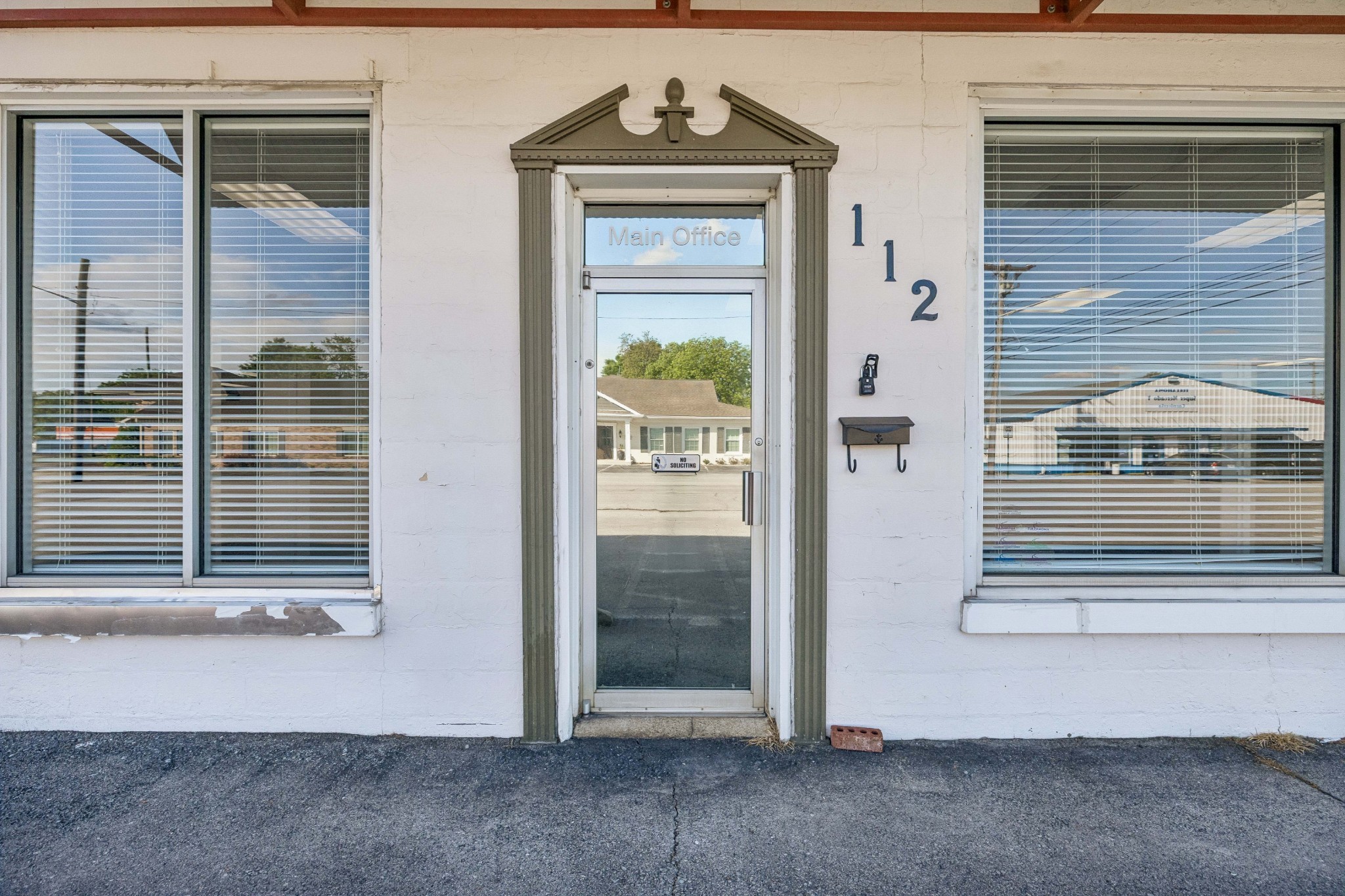 112 W Lauderdale St Property Photo 4