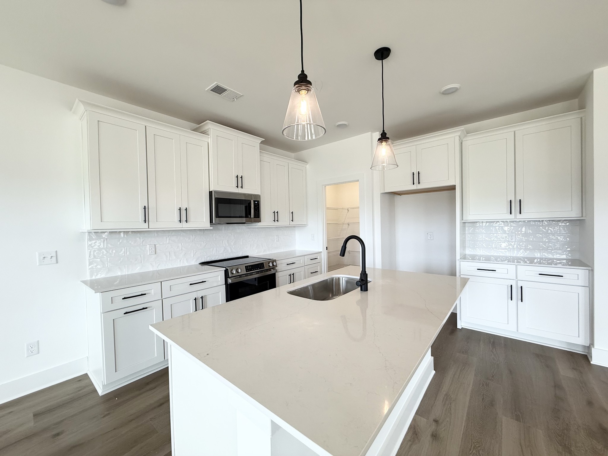 937 Watercourse Ct Property Photo 1