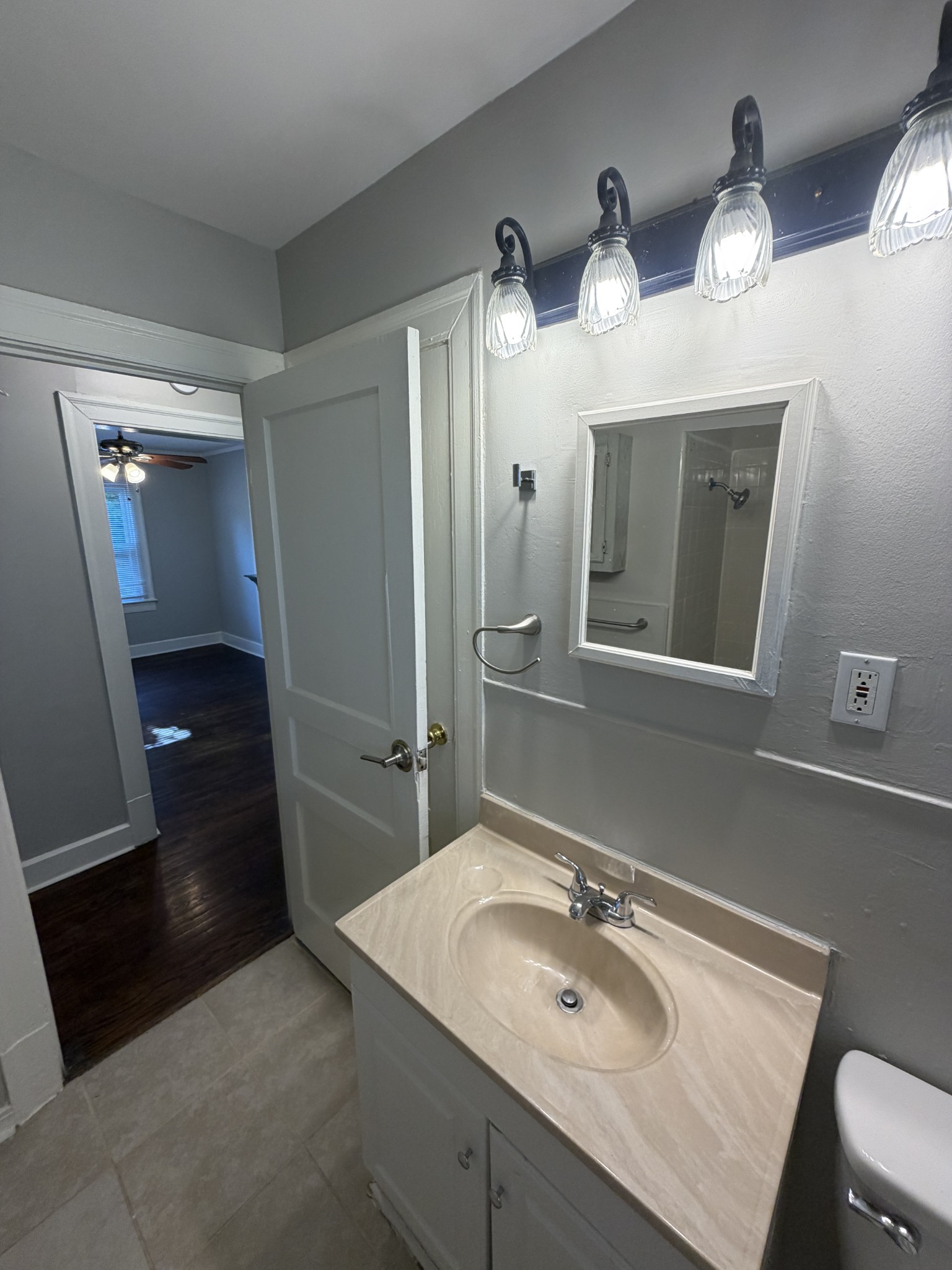 1107 Leaf Ave Property Photo 11