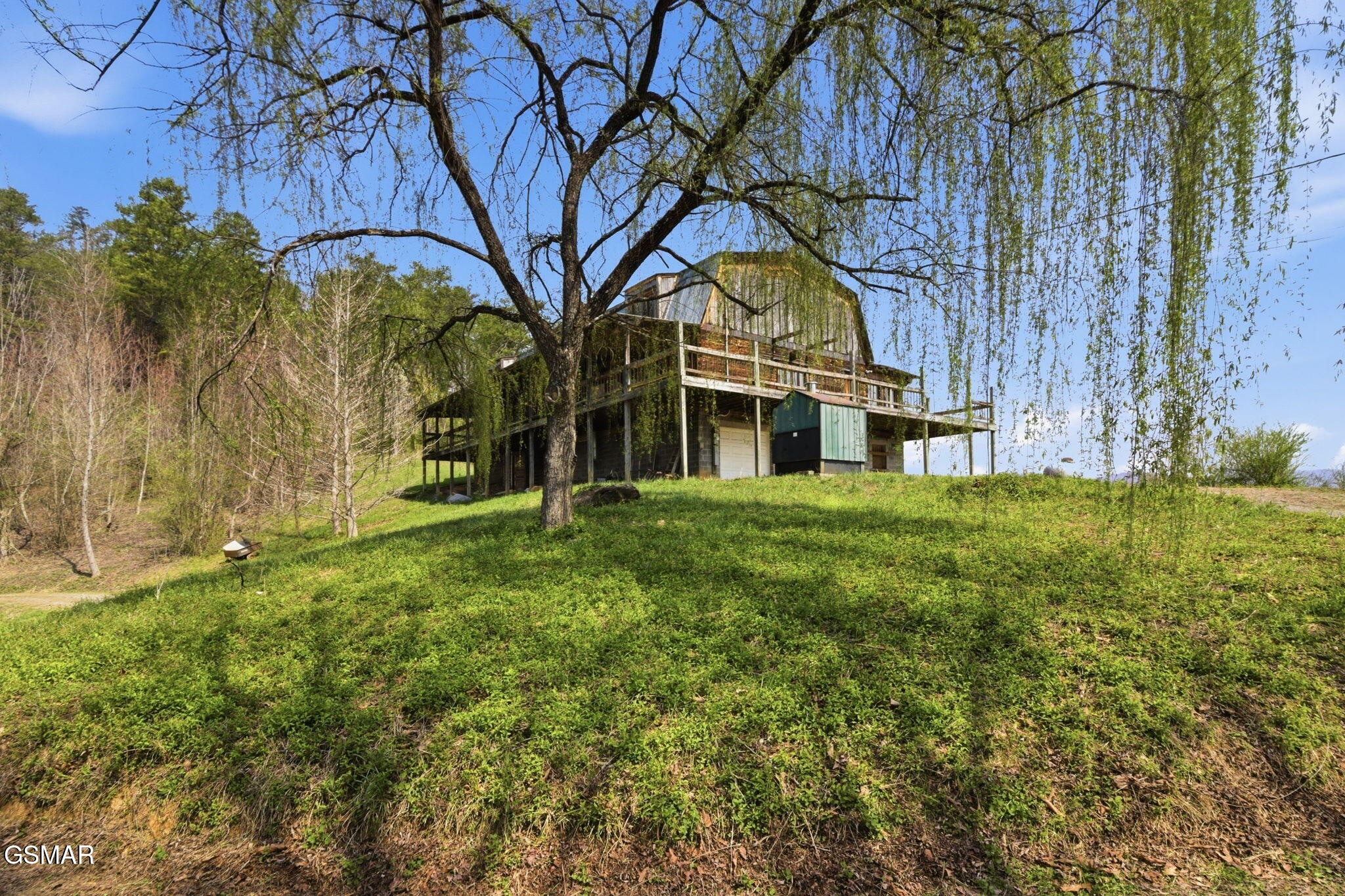 1701 Birch Drive Property Photo 1