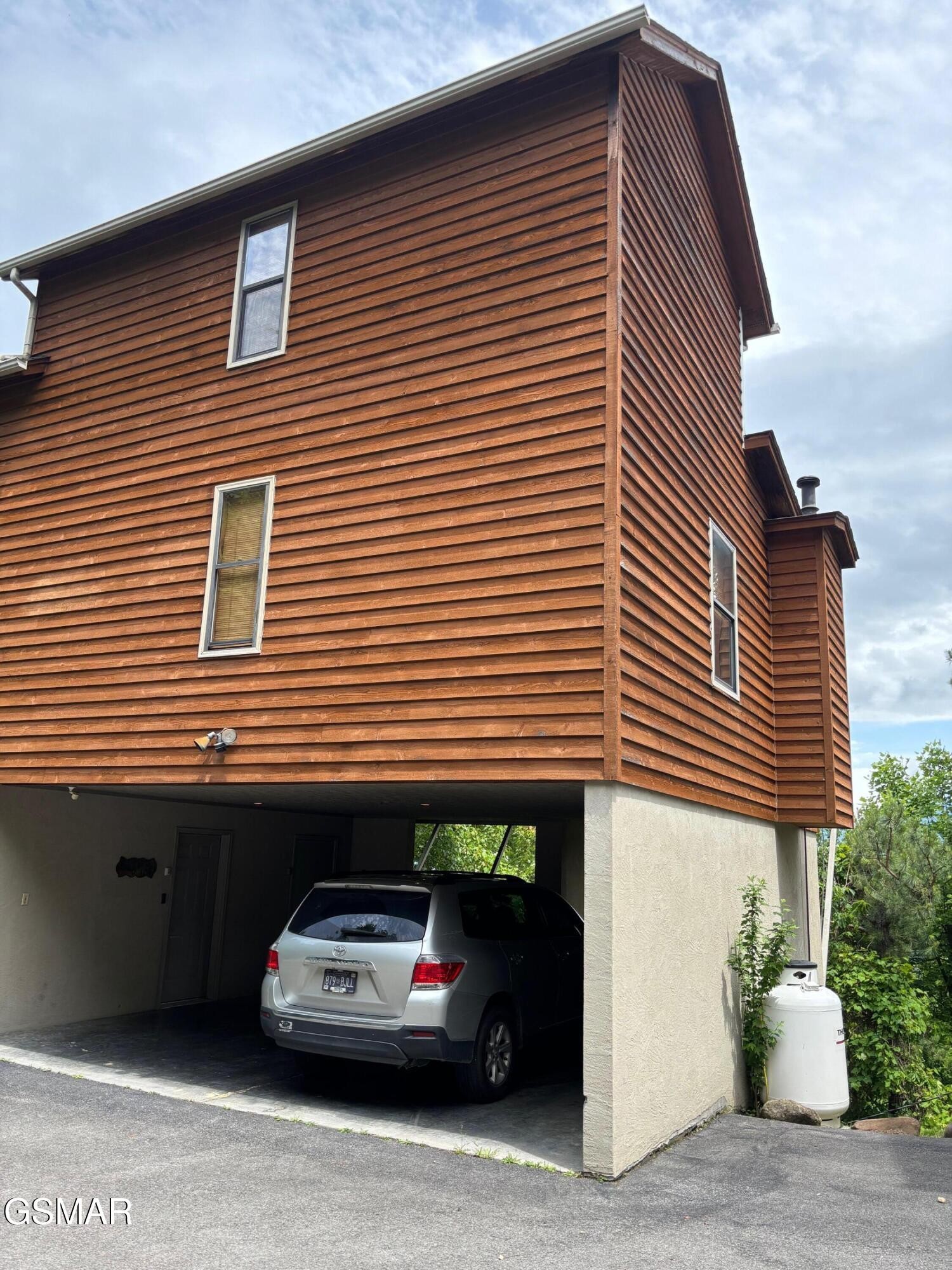 1226 Sky High Way Property Photo 1