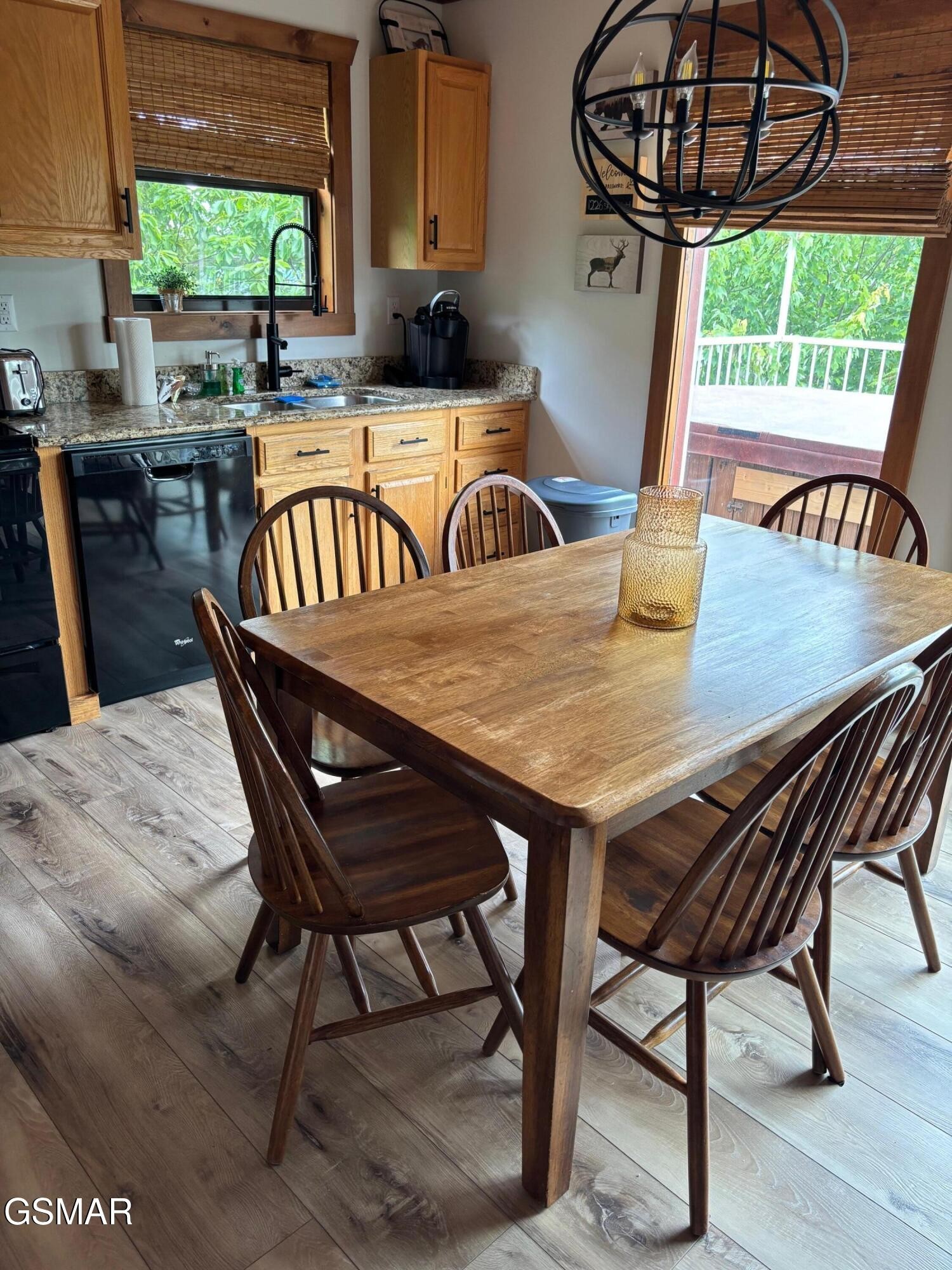 1226 Sky High Way Property Photo 4