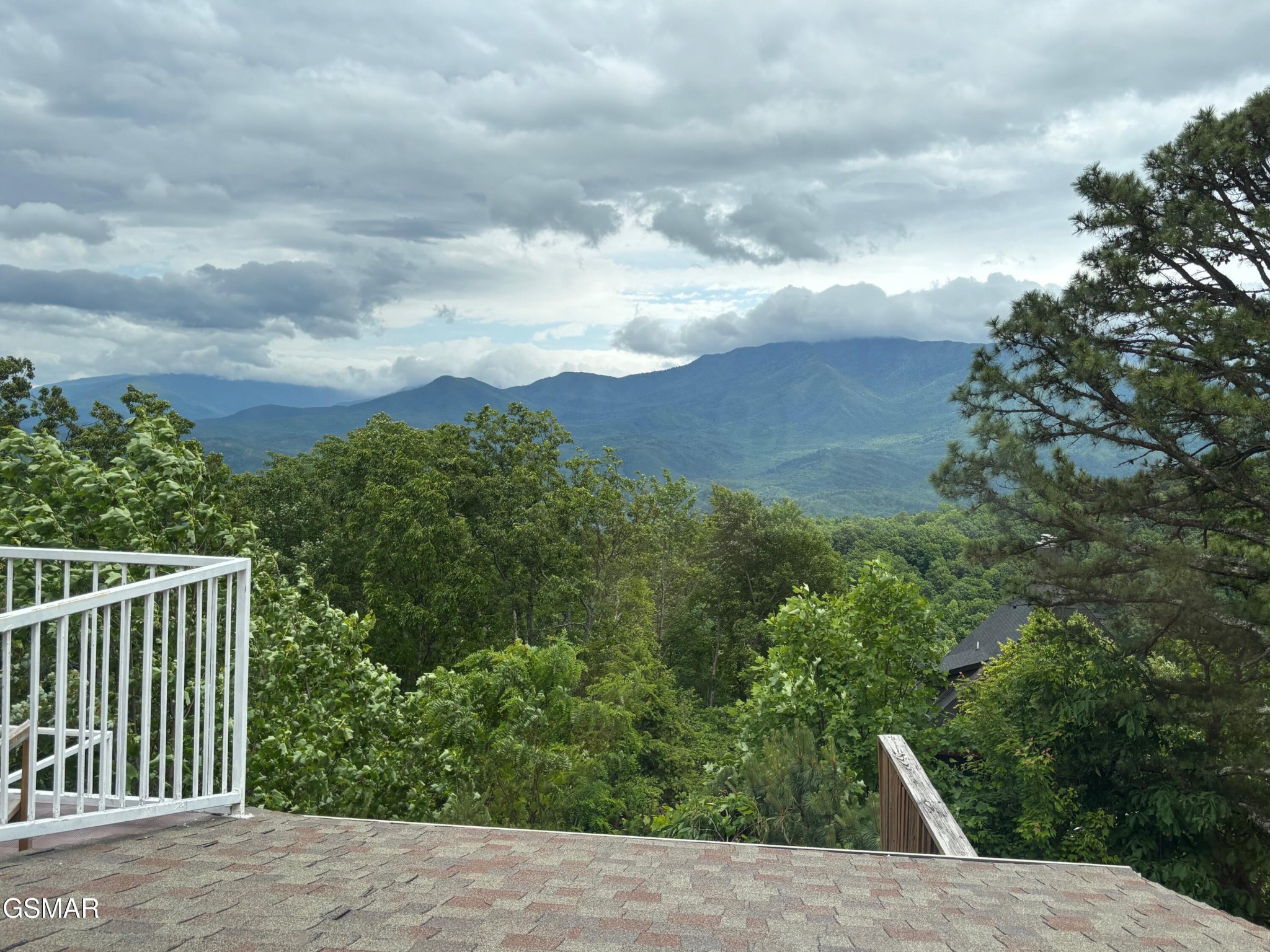 1226 Sky High Way Property Photo 17