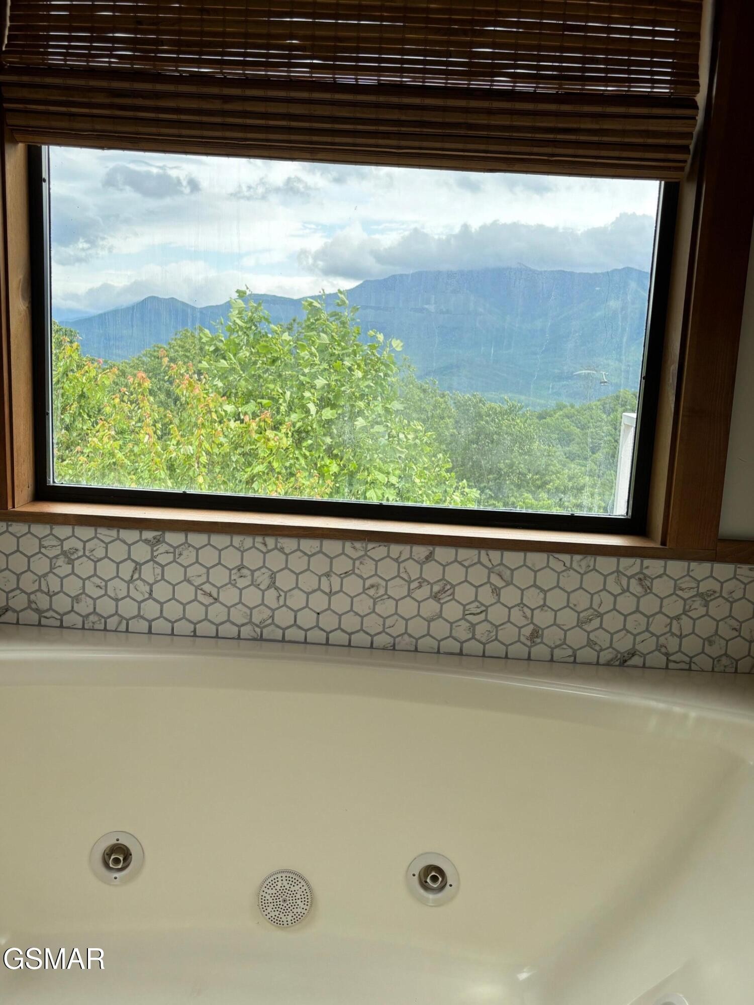 1226 Sky High Way Property Photo 21
