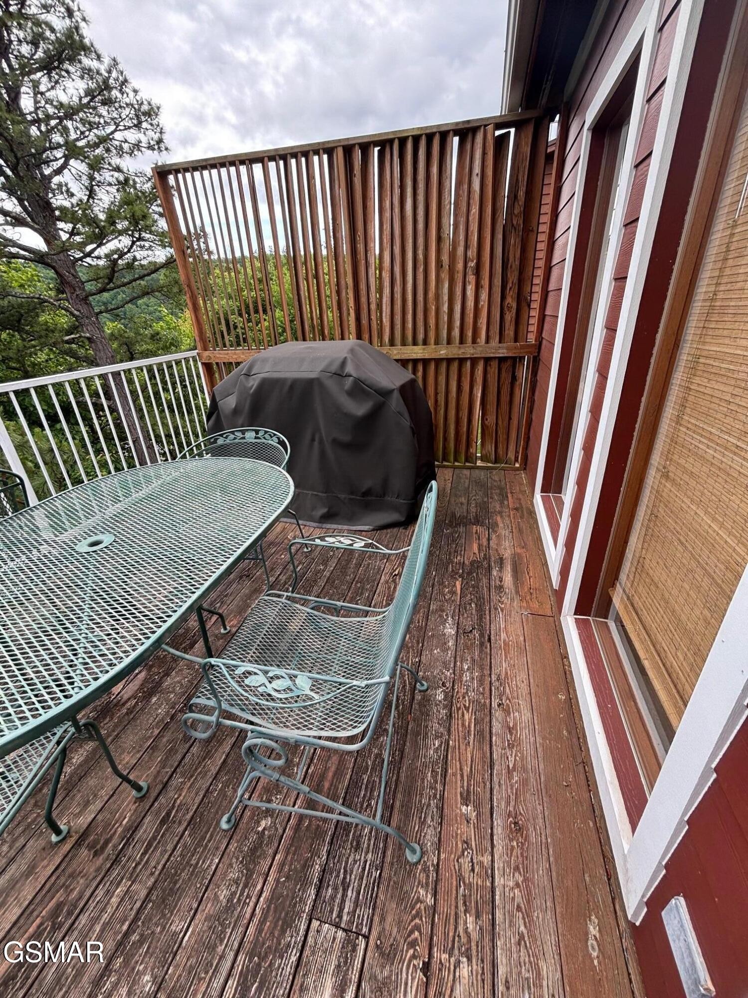 1226 Sky High Way Property Photo 27