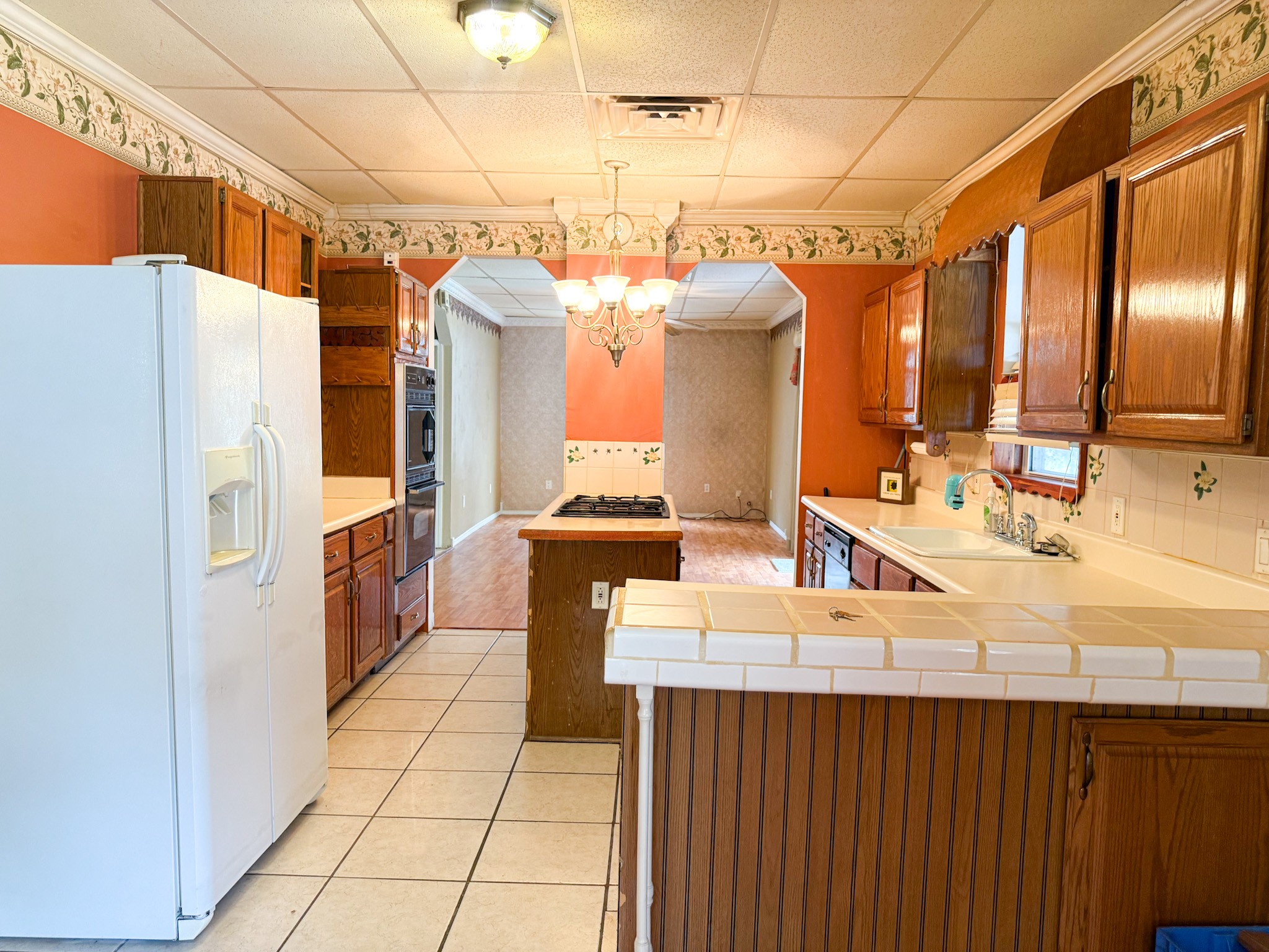 108 Sunset Cir Property Photo 5