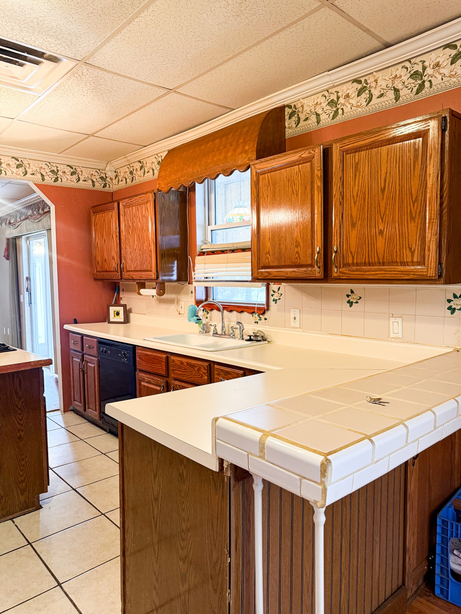 108 Sunset Cir Property Photo 7