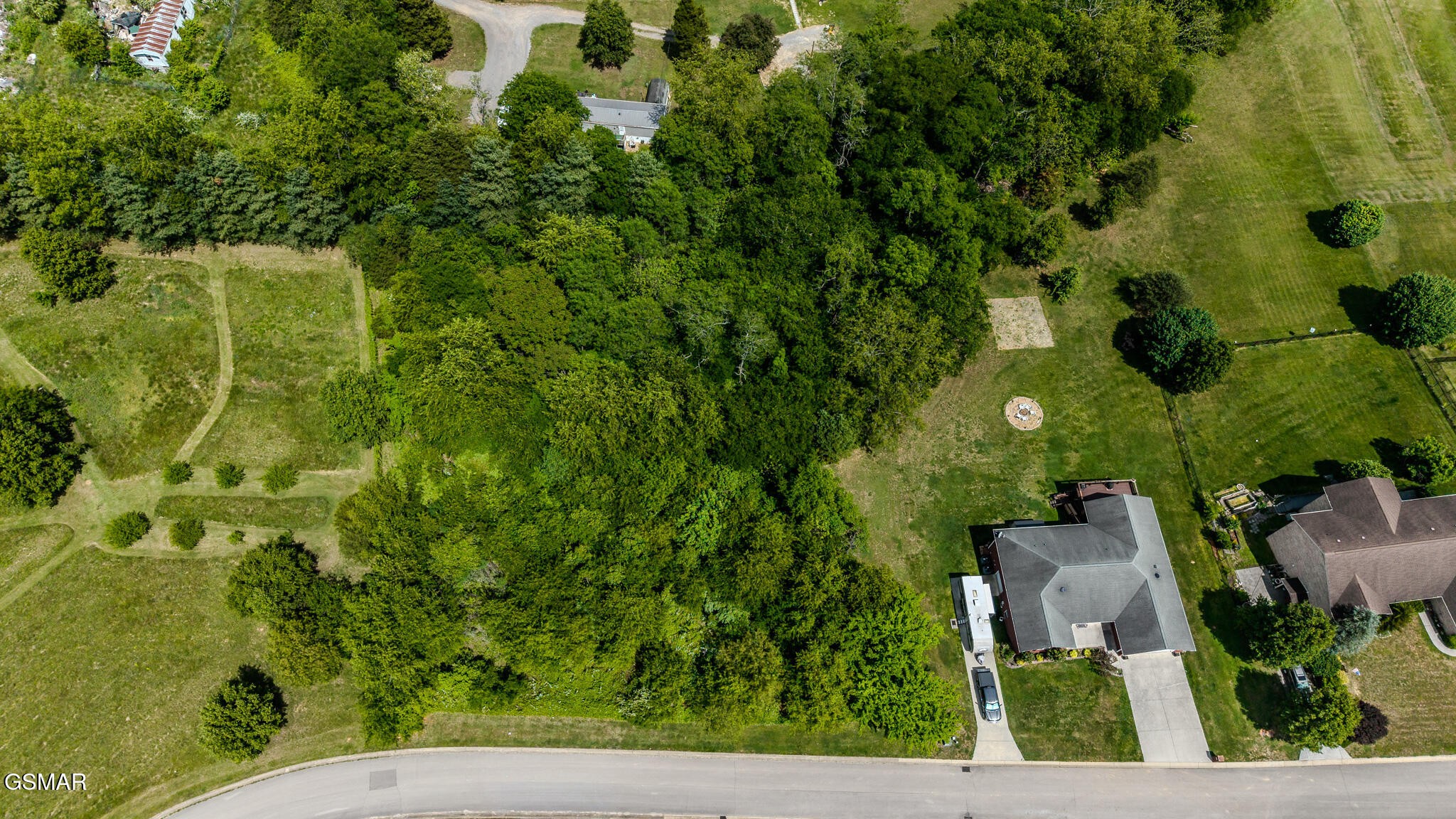 68 Southview Circle Property Photo 2