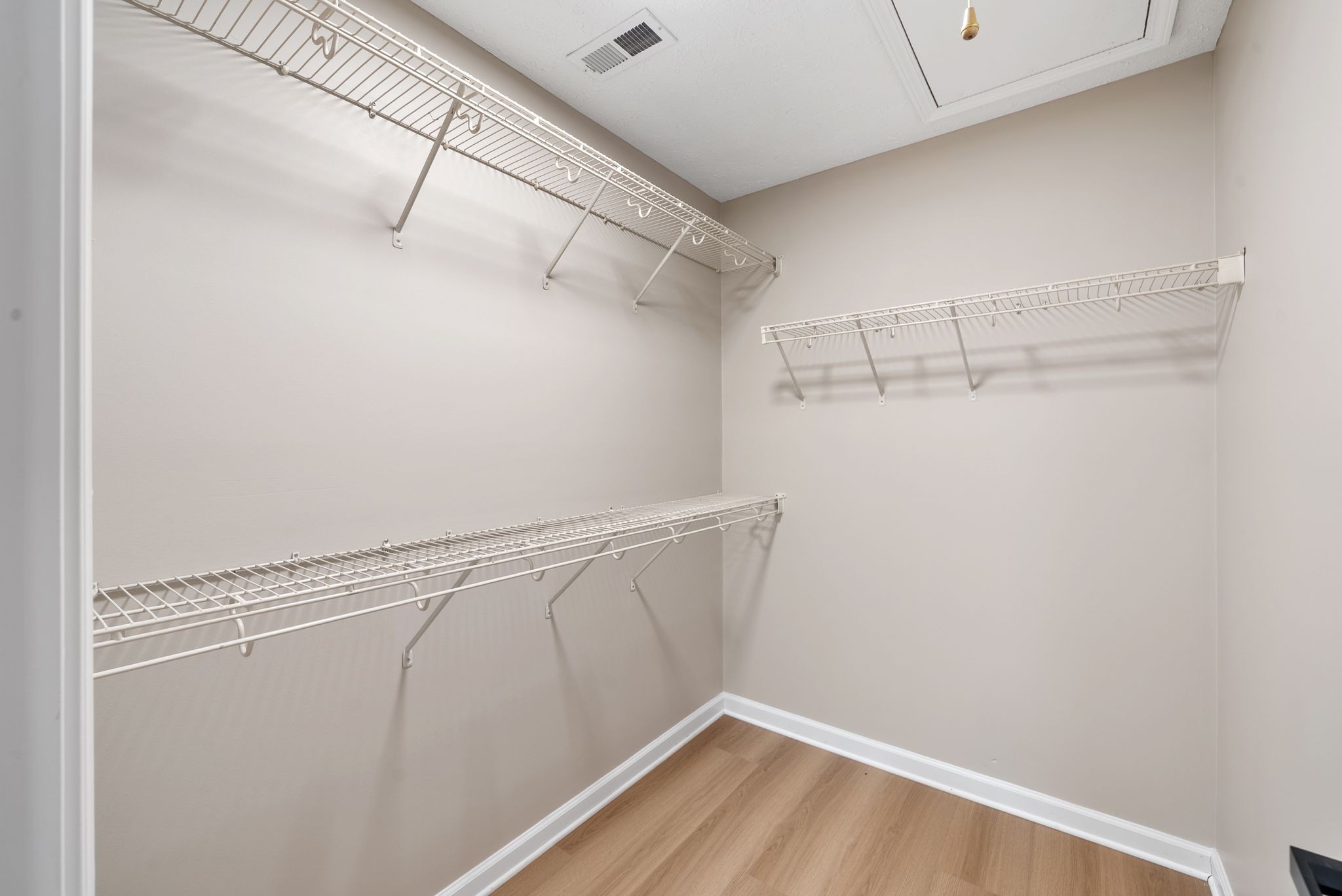 3911 Dodson Chapel Rd Property Photo 10