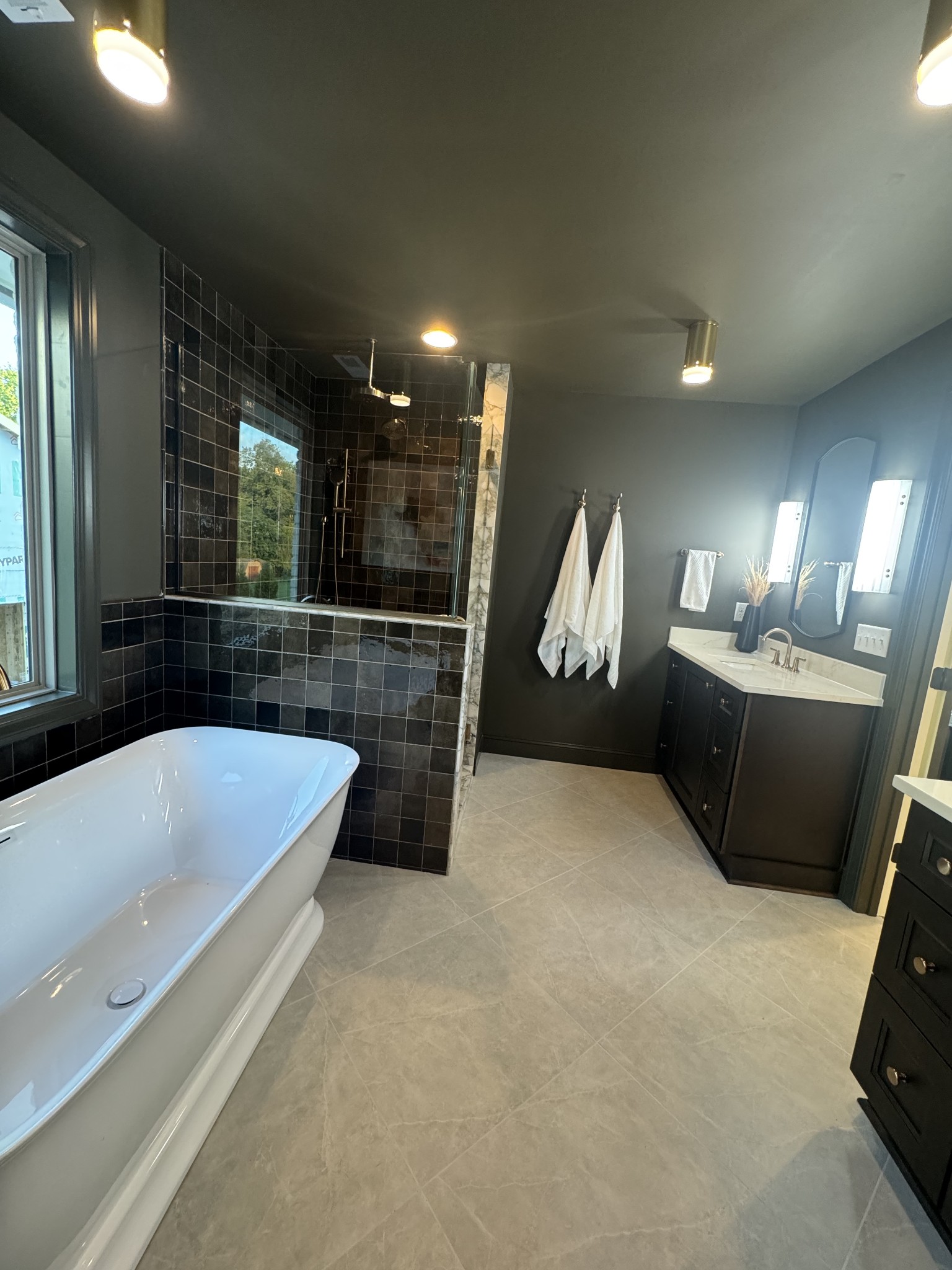 5057 Marc Dr Property Photo 8