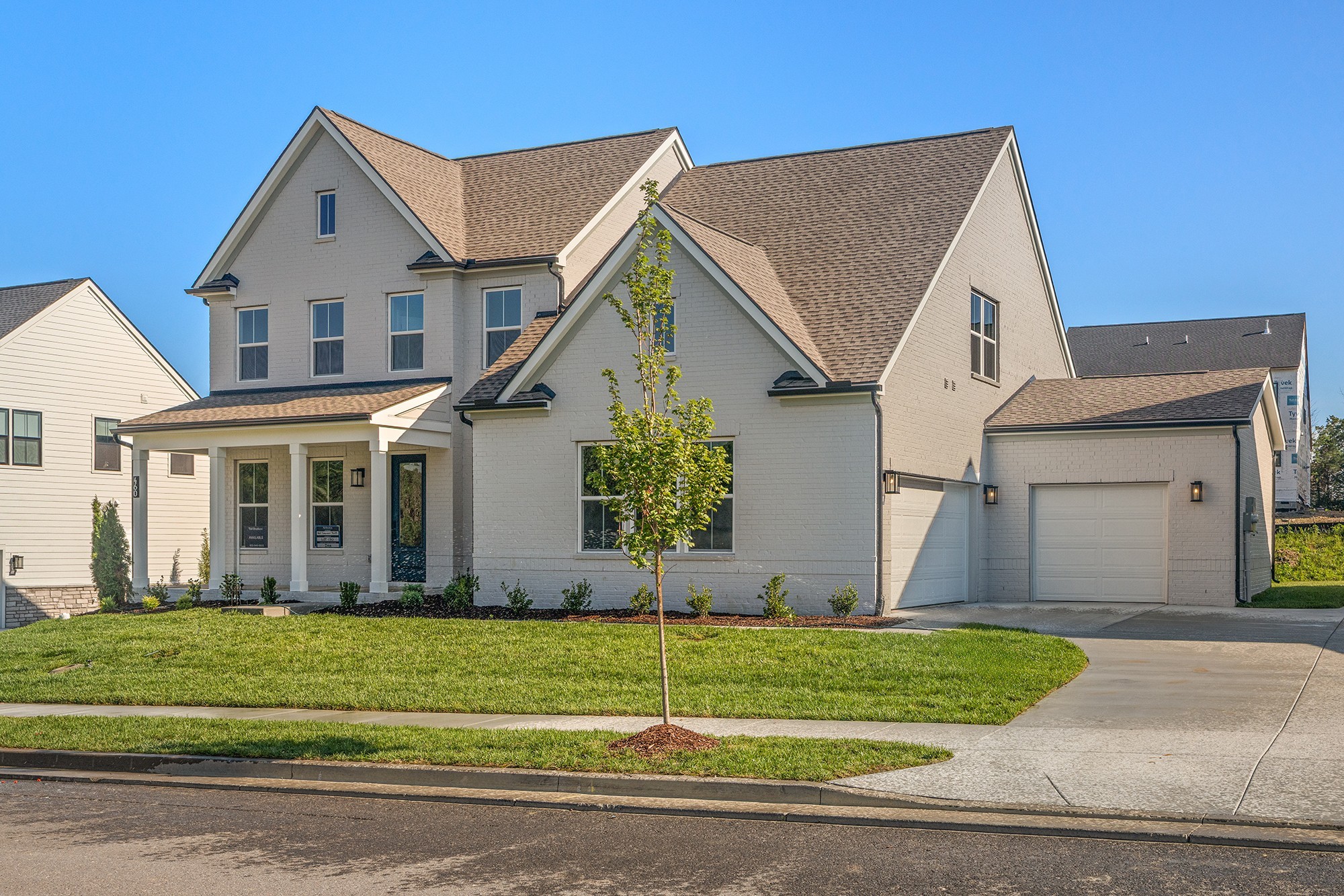 460 Tomlinson Pointe Dr Property Photo 2