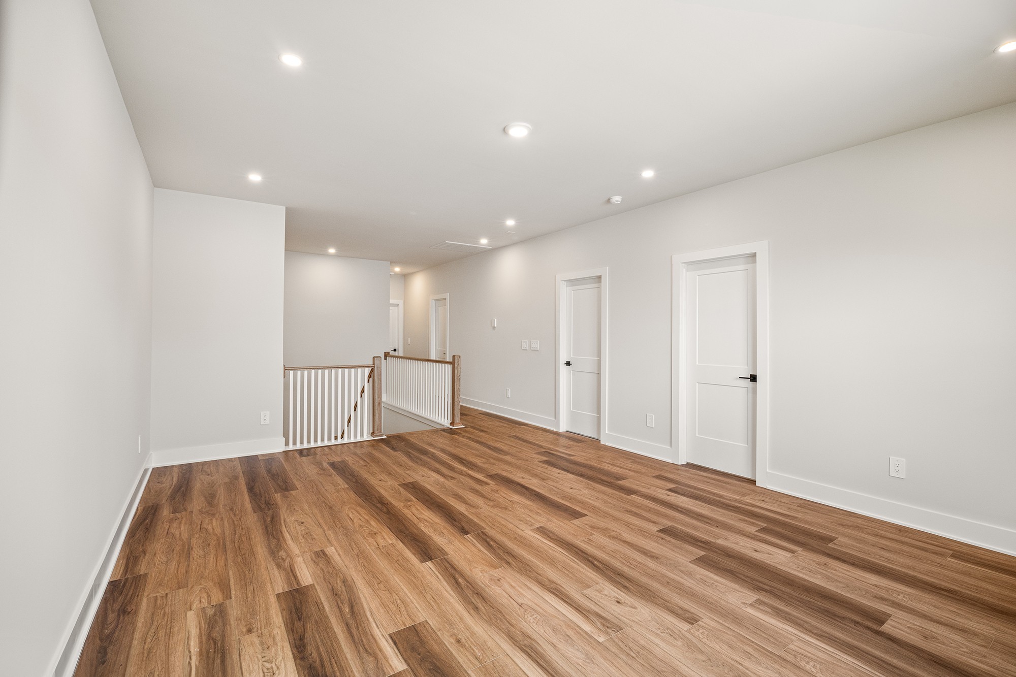 460 Tomlinson Pointe Dr Property Photo 15