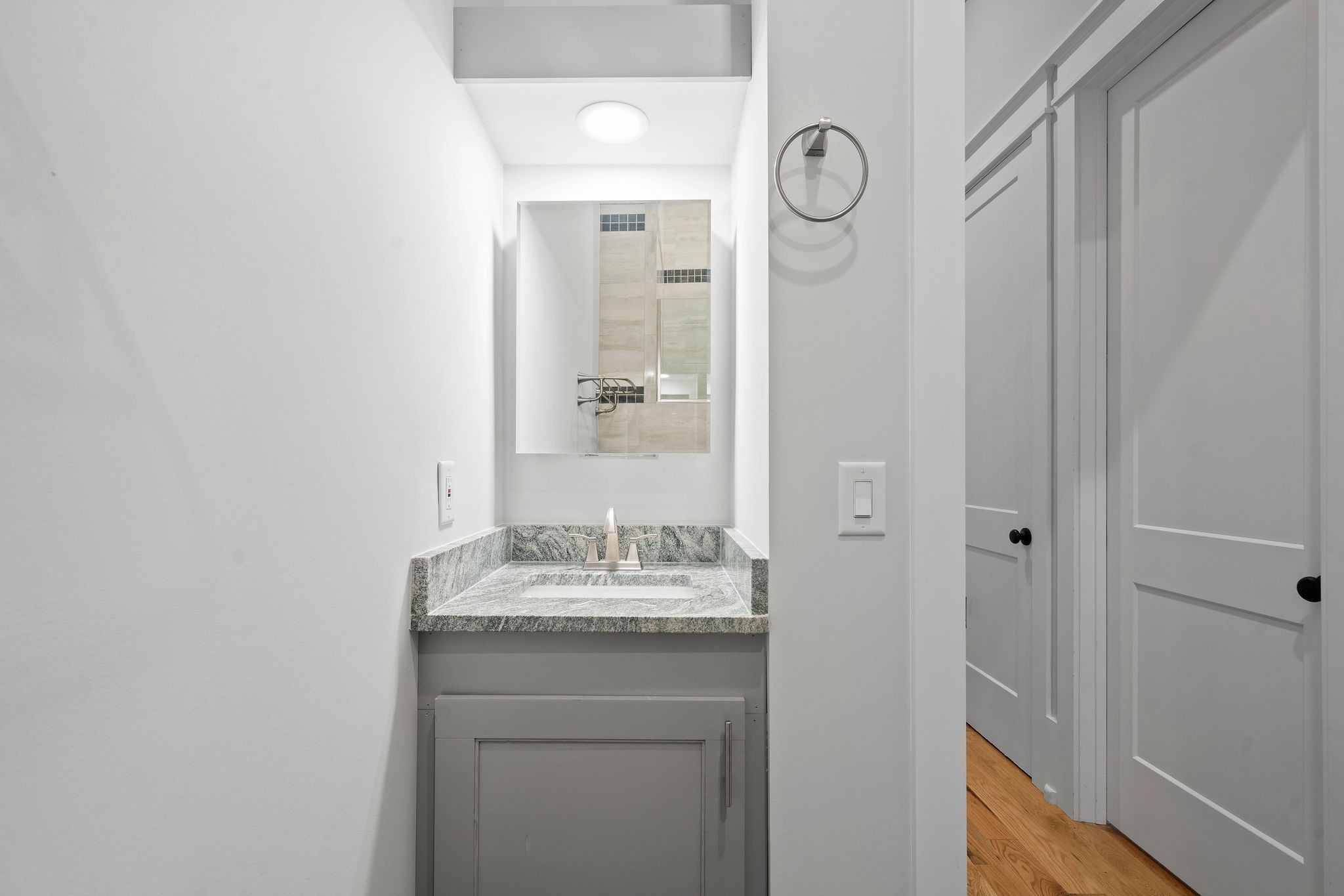 638 Madison St Property Photo 15