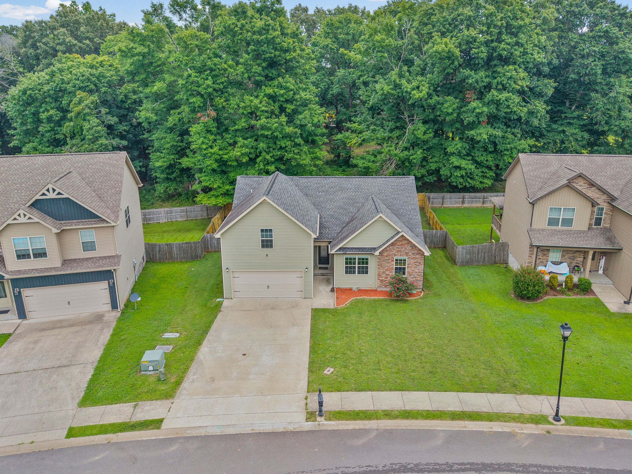 125 Sycamore Hill Dr Property Photo 3