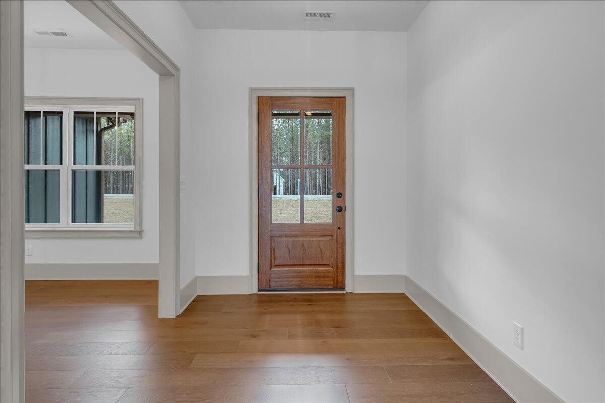 3200 Crockett Pointe Property Photo 10