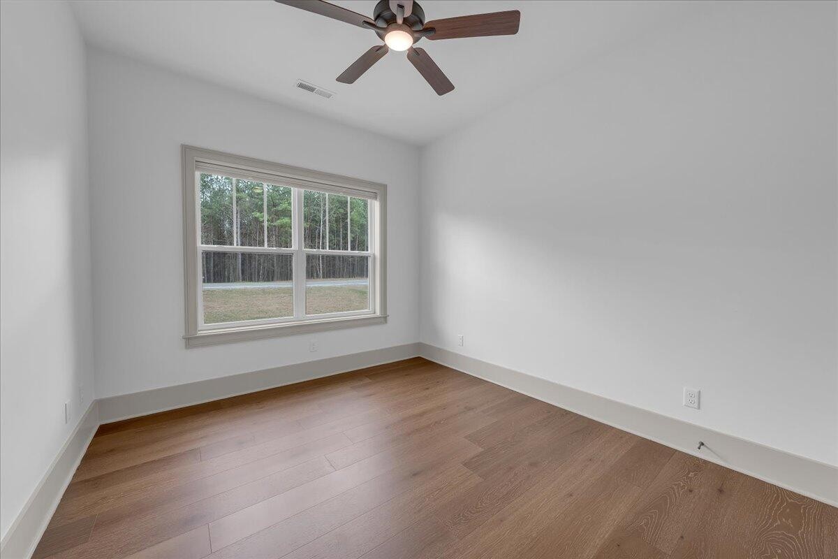 3200 Crockett Pointe Property Photo 28